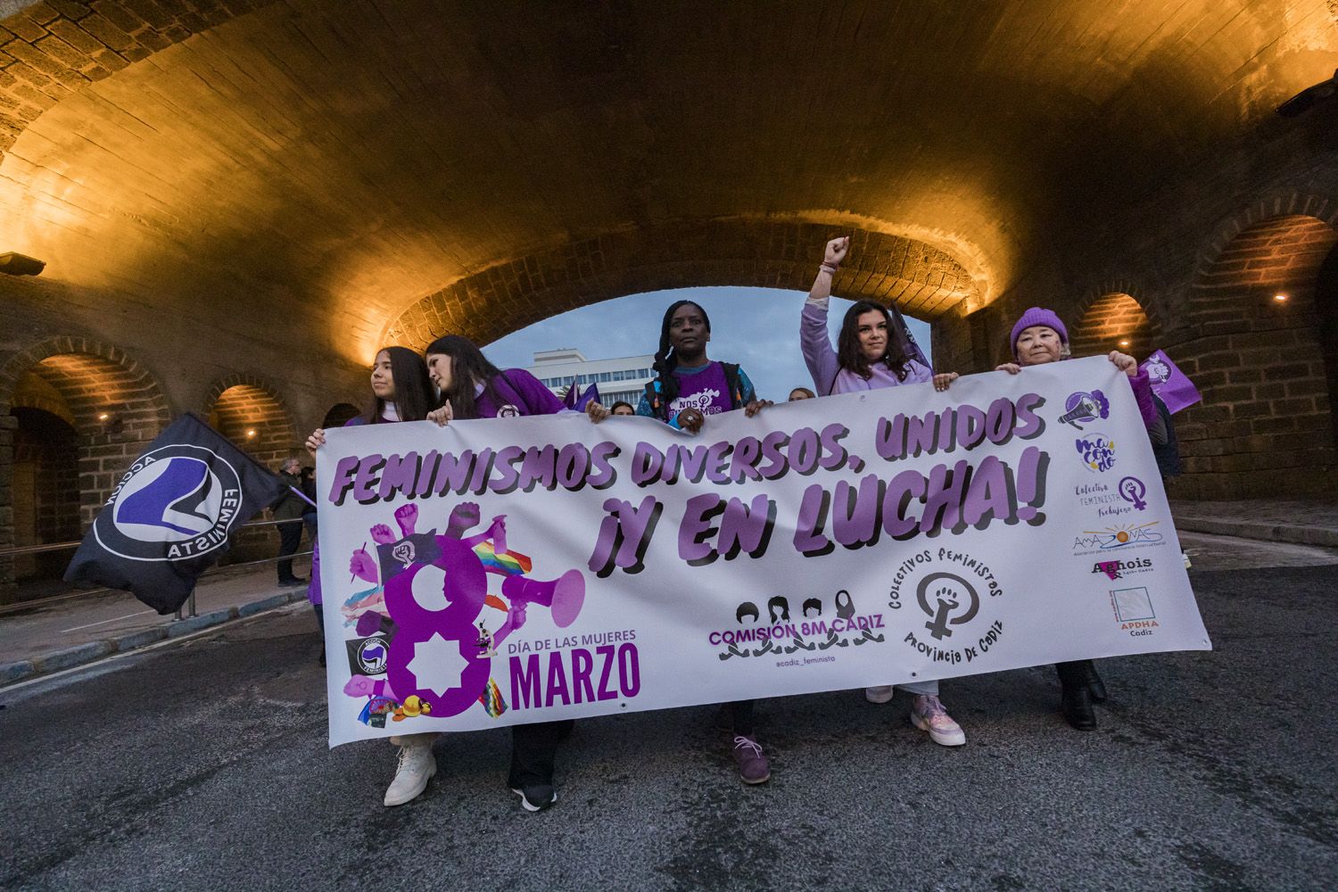 Hay que desconfiar de los hombres feministas. Manifestación por el 8M en Cádiz, el pasado miércoles.