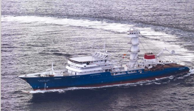 Barco atunero Albatún Dos Flota OPAGAC