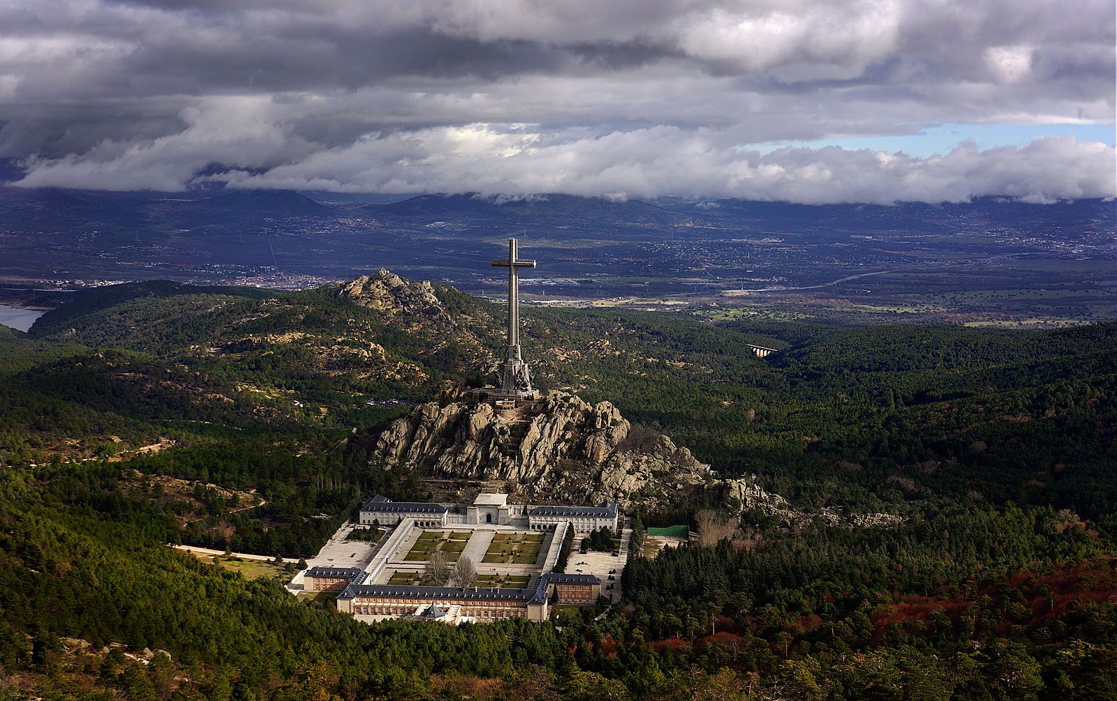 Imagen aérea del Valle de los Caídos. FOTO: JORGE DÍAZ BES