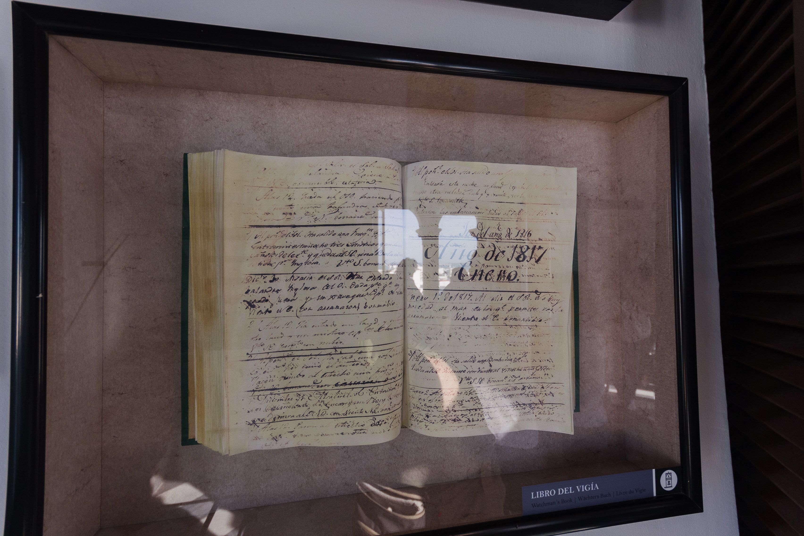 Libro del vigía oficial Antonio Tavira. 