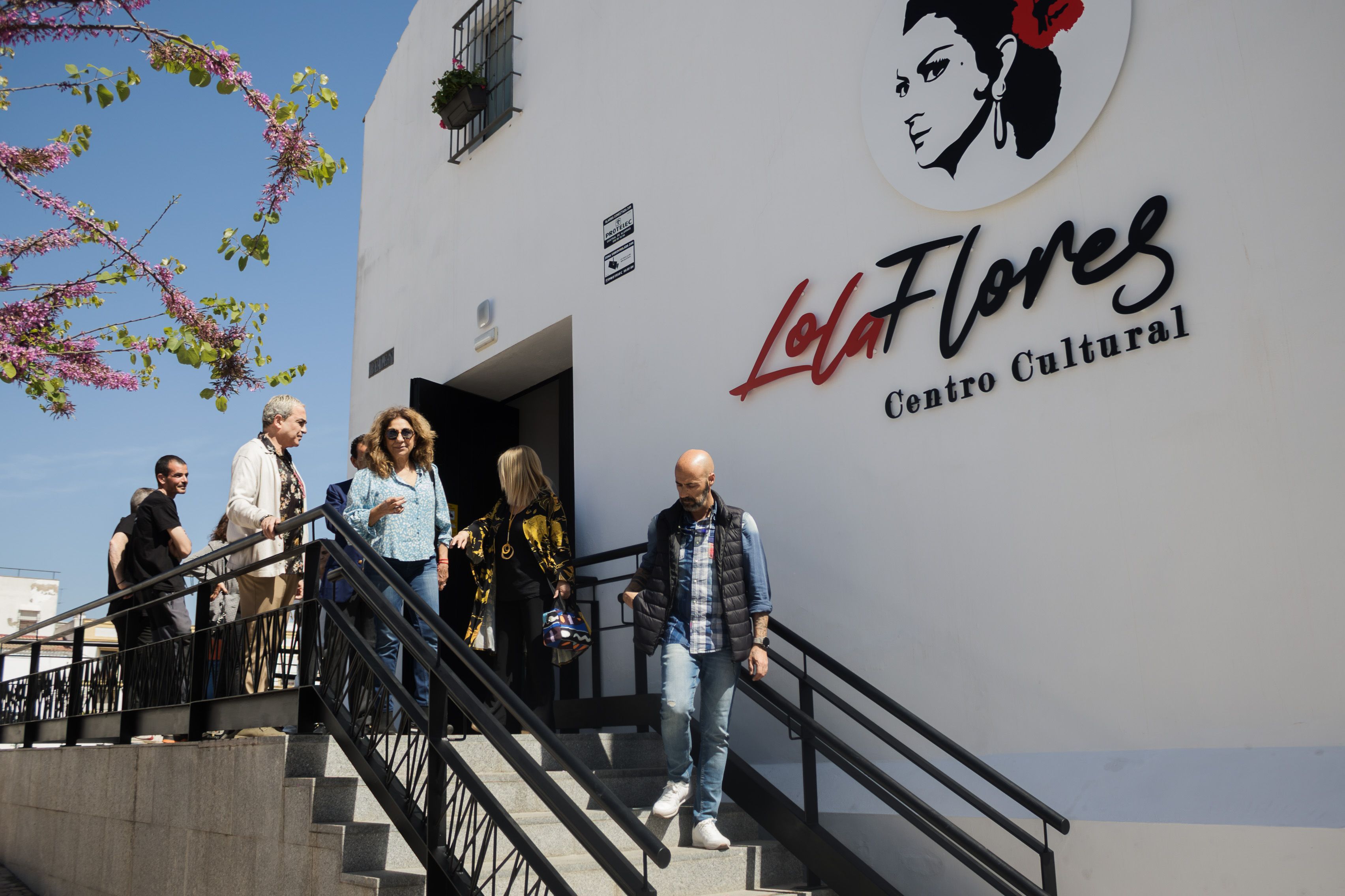 RUEDA DE PRENSA LOLA FLORES ROSARIO LOLITA MAMEN MUSEO LOLA FLORES 86