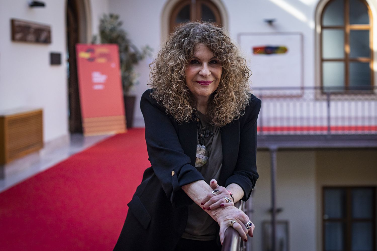 Gioconda Belli posa para lavozdelsur.es en el Palacio de Congresos de Cádiz, sede del IX Congreso Internacional de la Lengua Española.