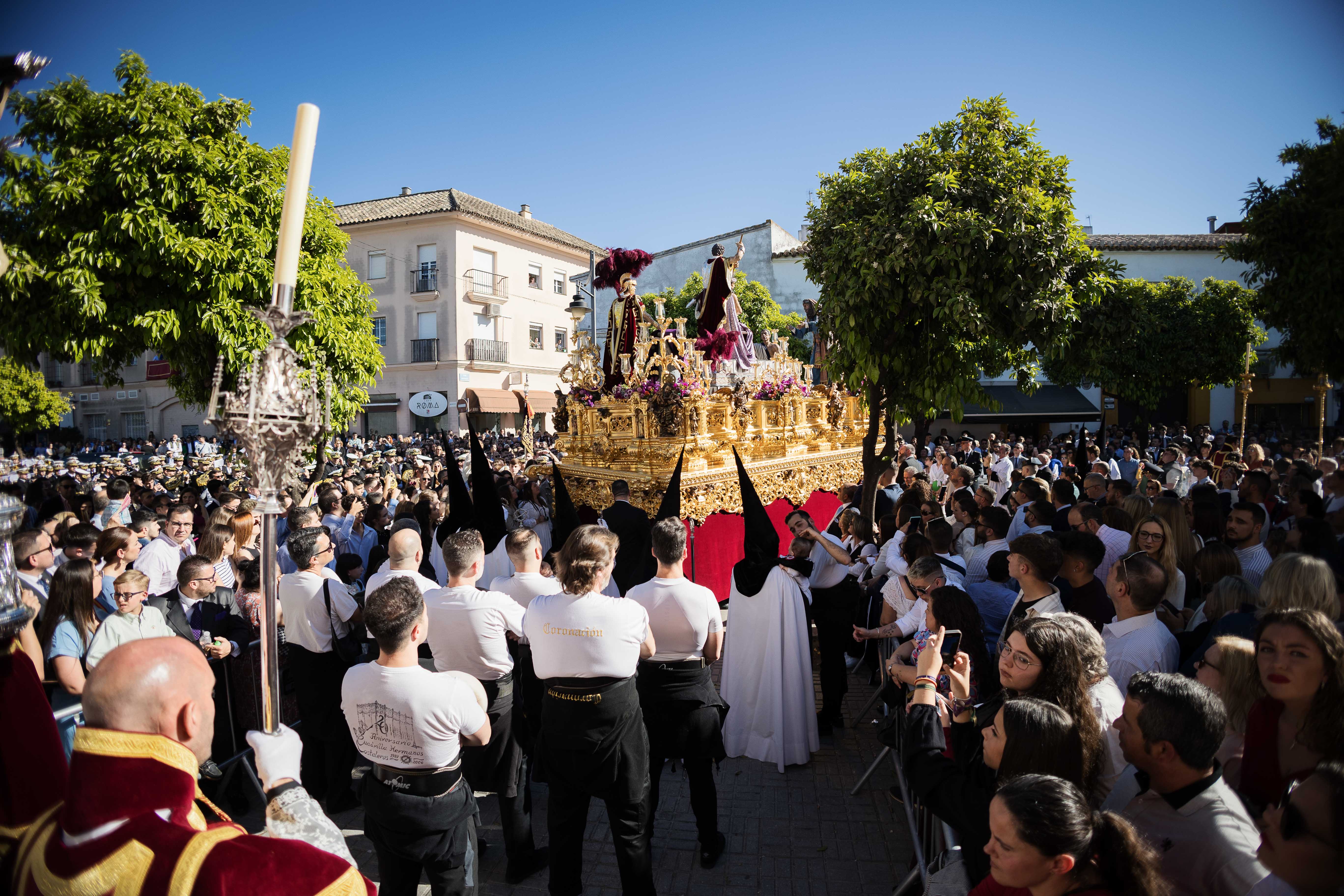 Hermandad de la Coronación.