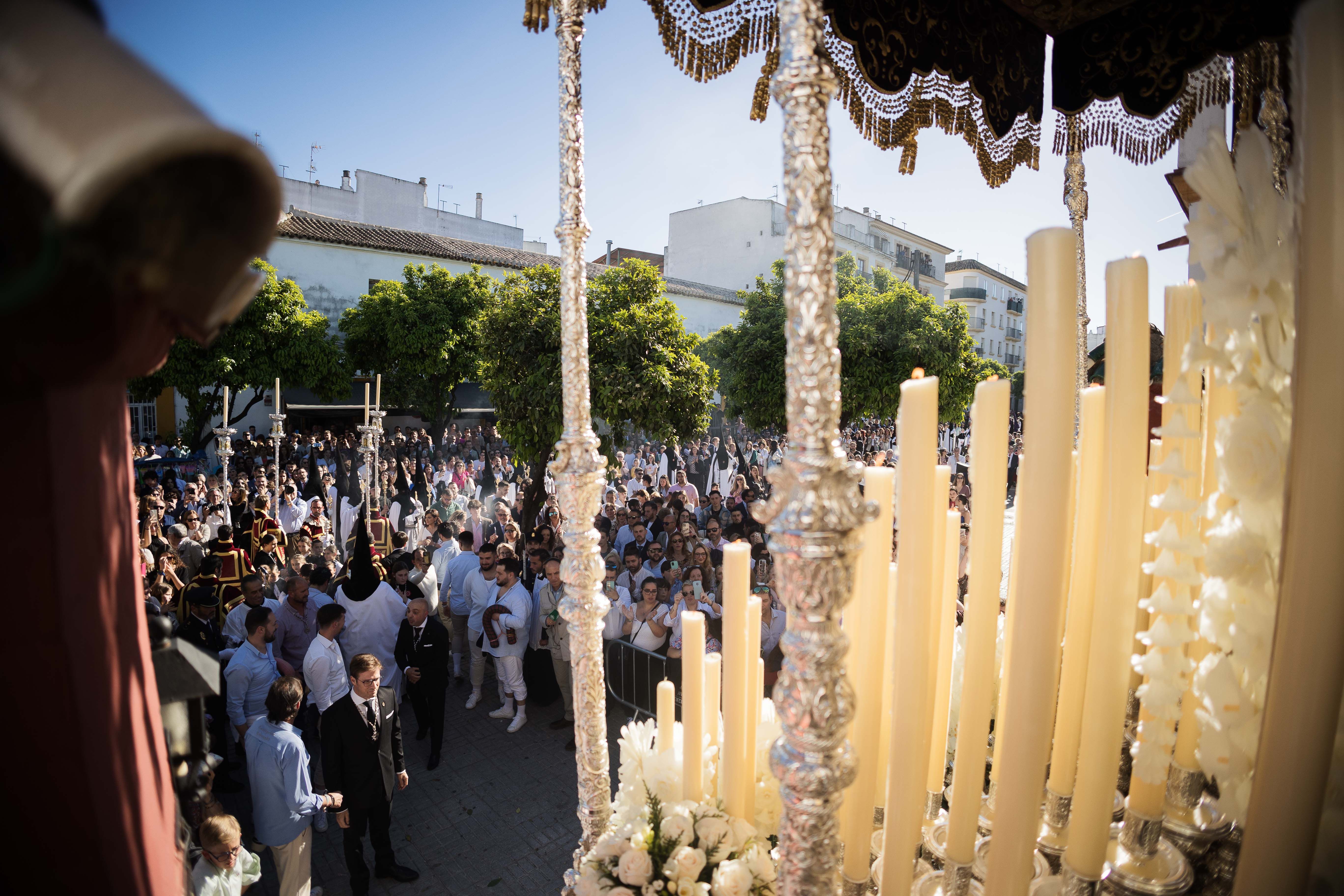El palio de la Hermandad de la Coronación en su salida el pasado Domingo de Ramos. 