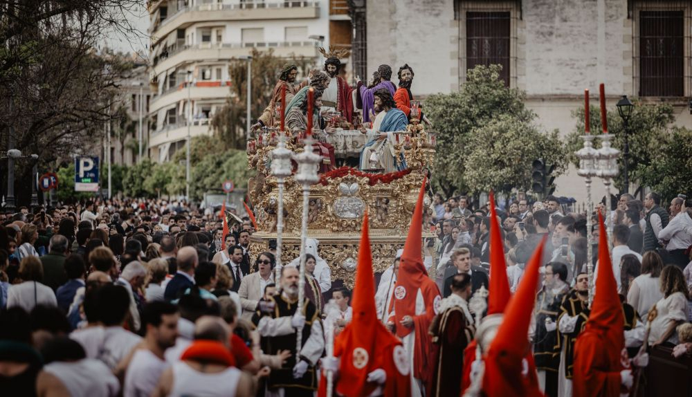 El misterio de la Sagrada Cena, por las calles de Jerez.