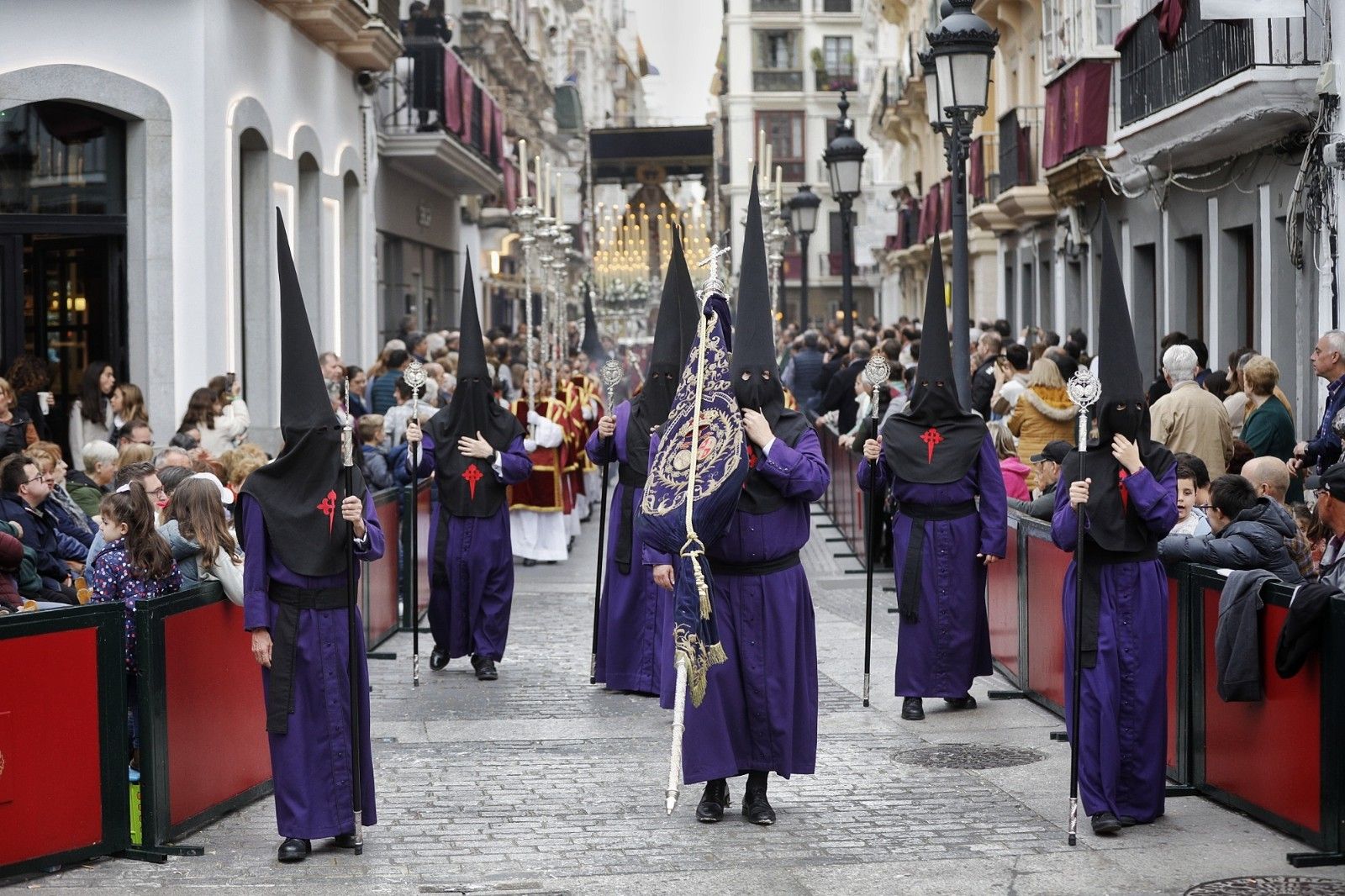 Martes Santo inolvidable en Cádiz.