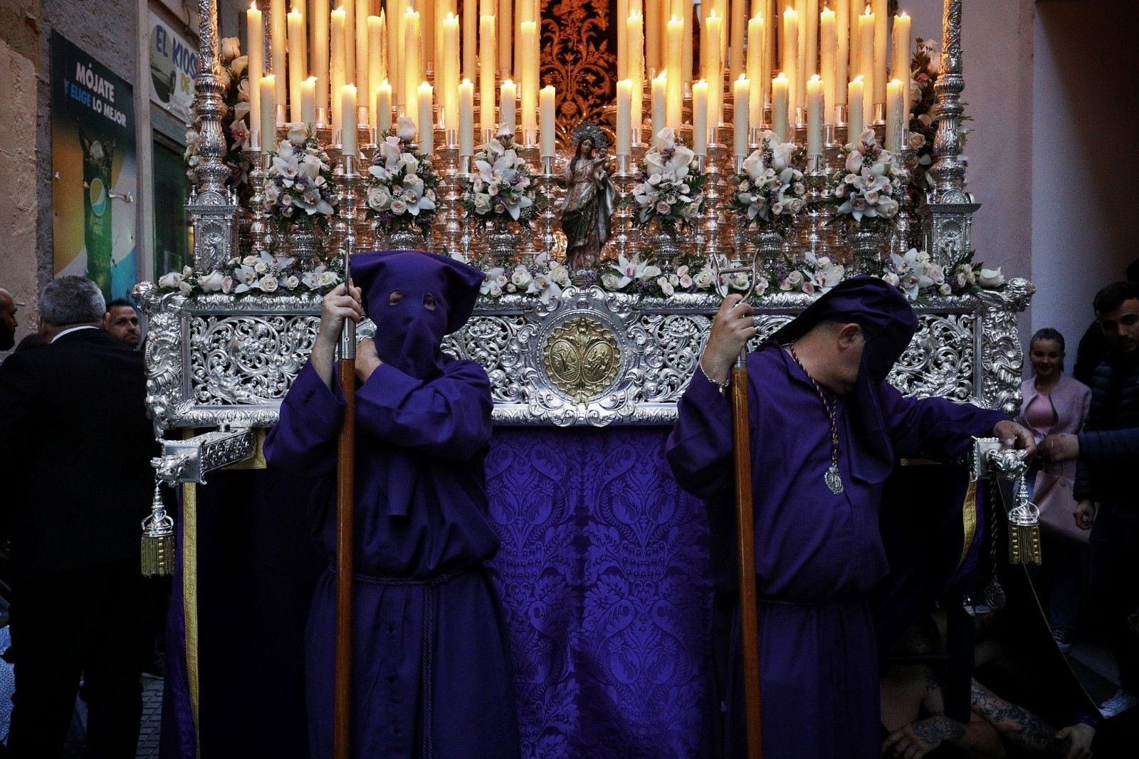 Martes Santo inolvidable en Cádiz.
