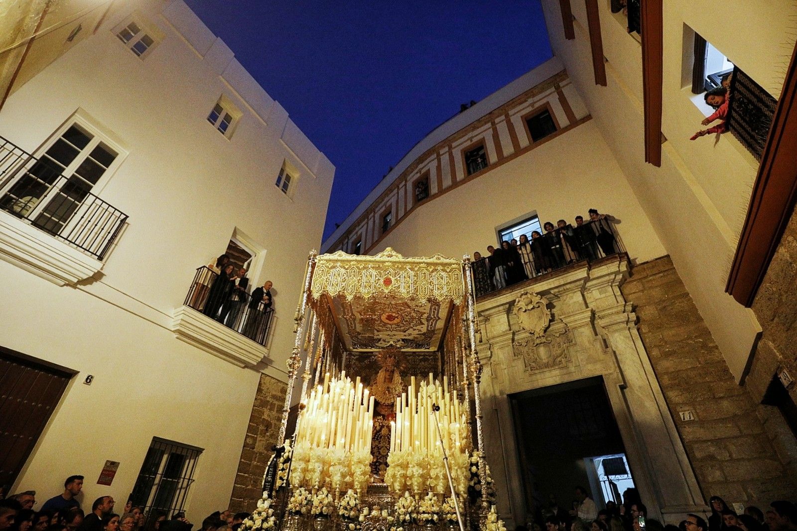 JUEVES SANTO Y MADRUGÁ CÁDIZ 2023 