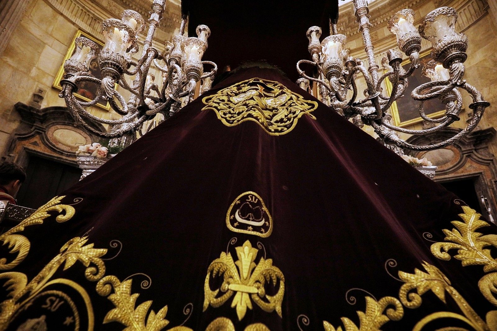JUEVES SANTO Y MADRUGÁ CÁDIZ 2023 
