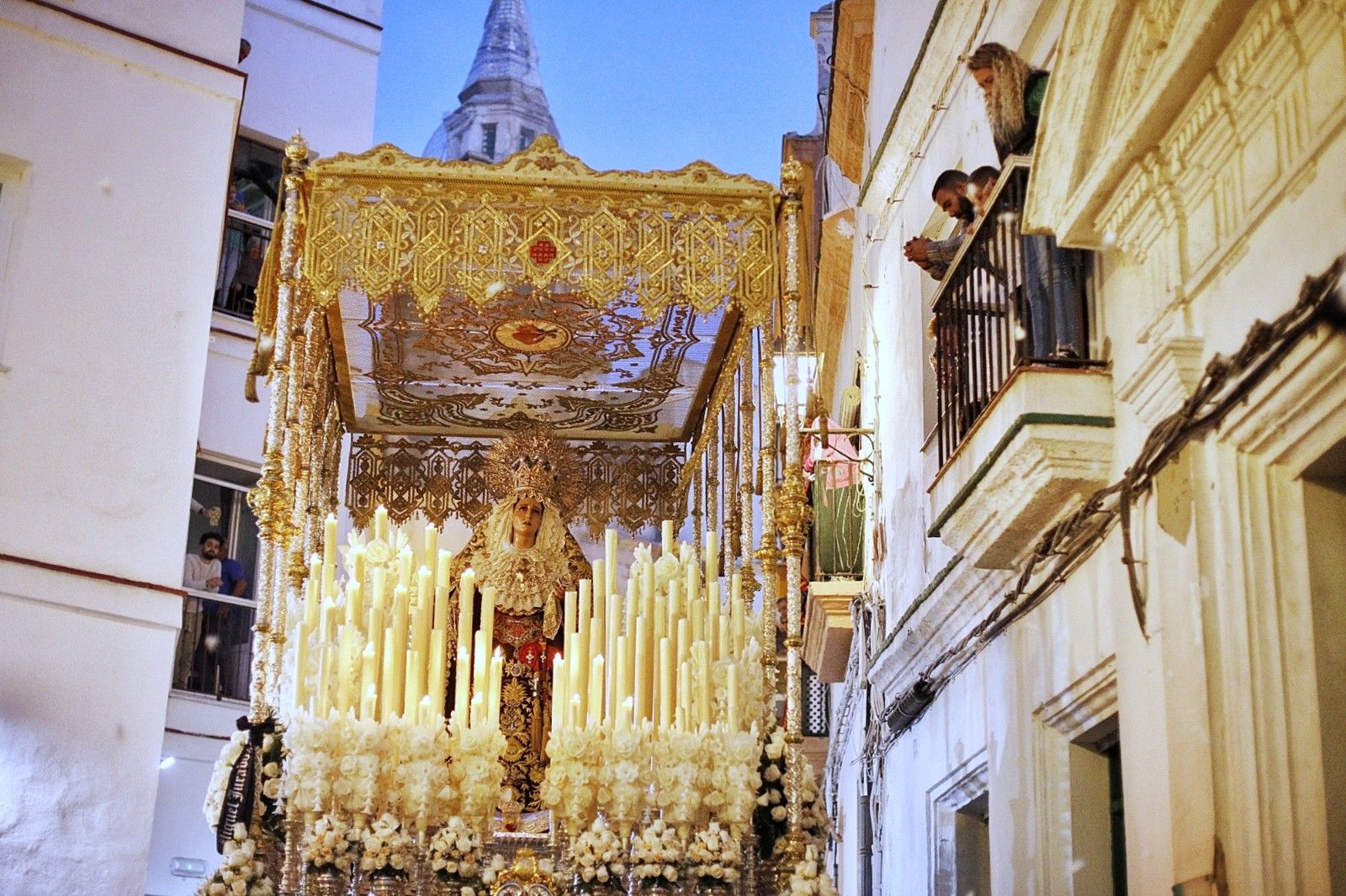 JUEVES SANTO Y MADRUGÁ CÁDIZ 2023 