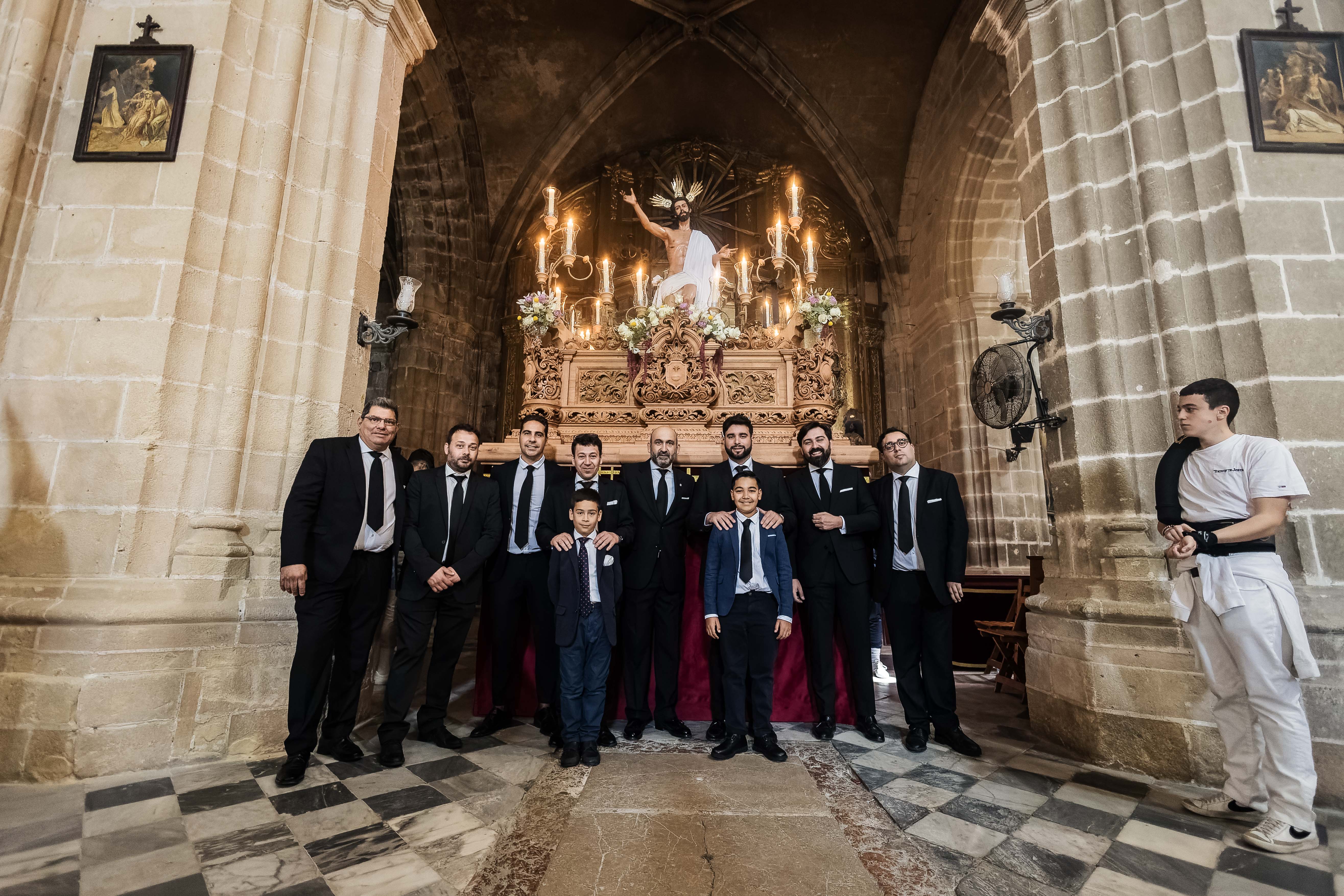 Hermandad de La Sagrada Resurrección.