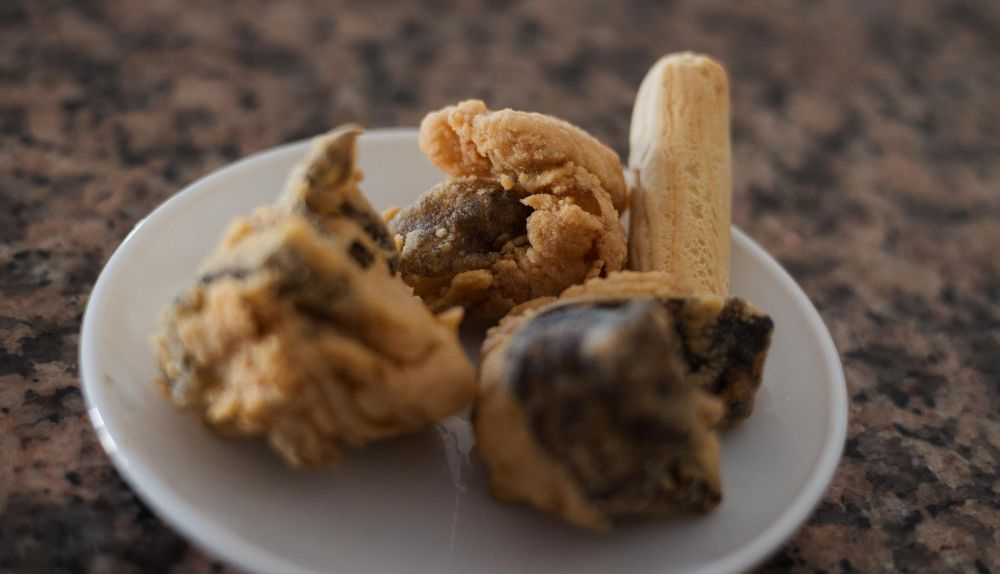 Tapa de morena en adobo.