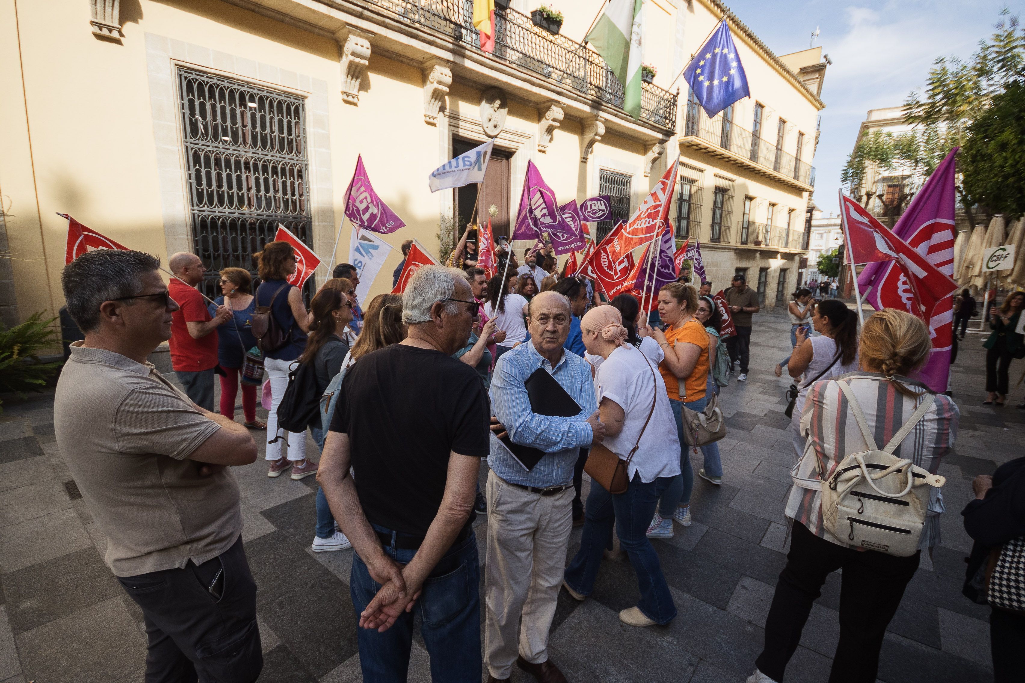 PROTESTAS SINDICATOS PLENO ABRIL 2