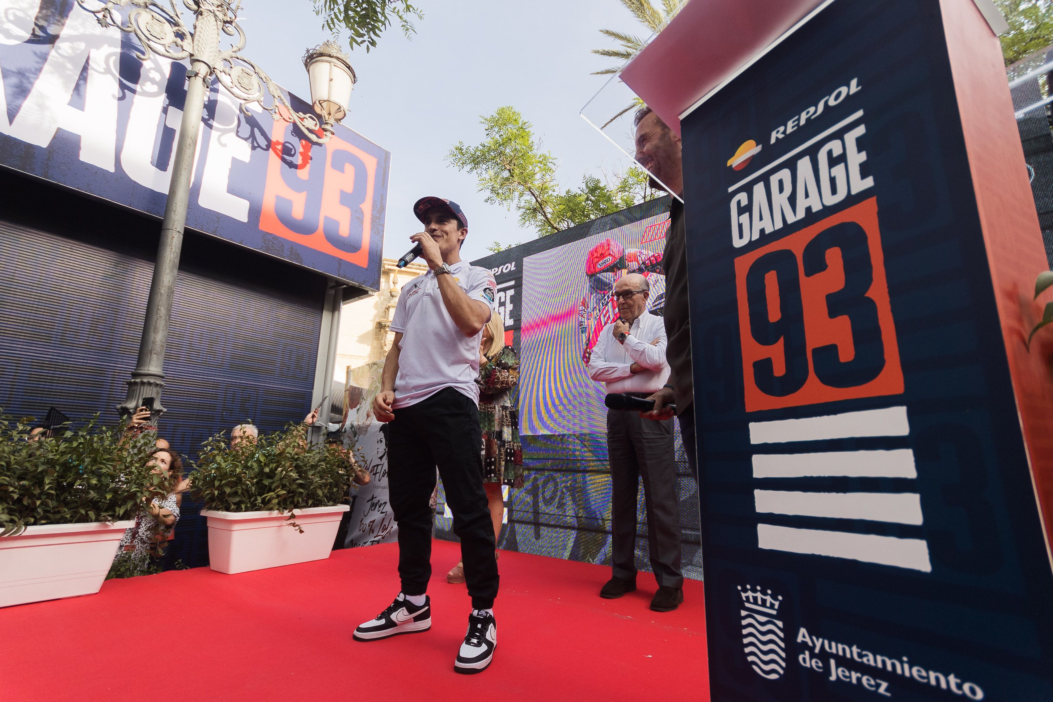 Inauguración de Garage 93 de Marc Márquez 17