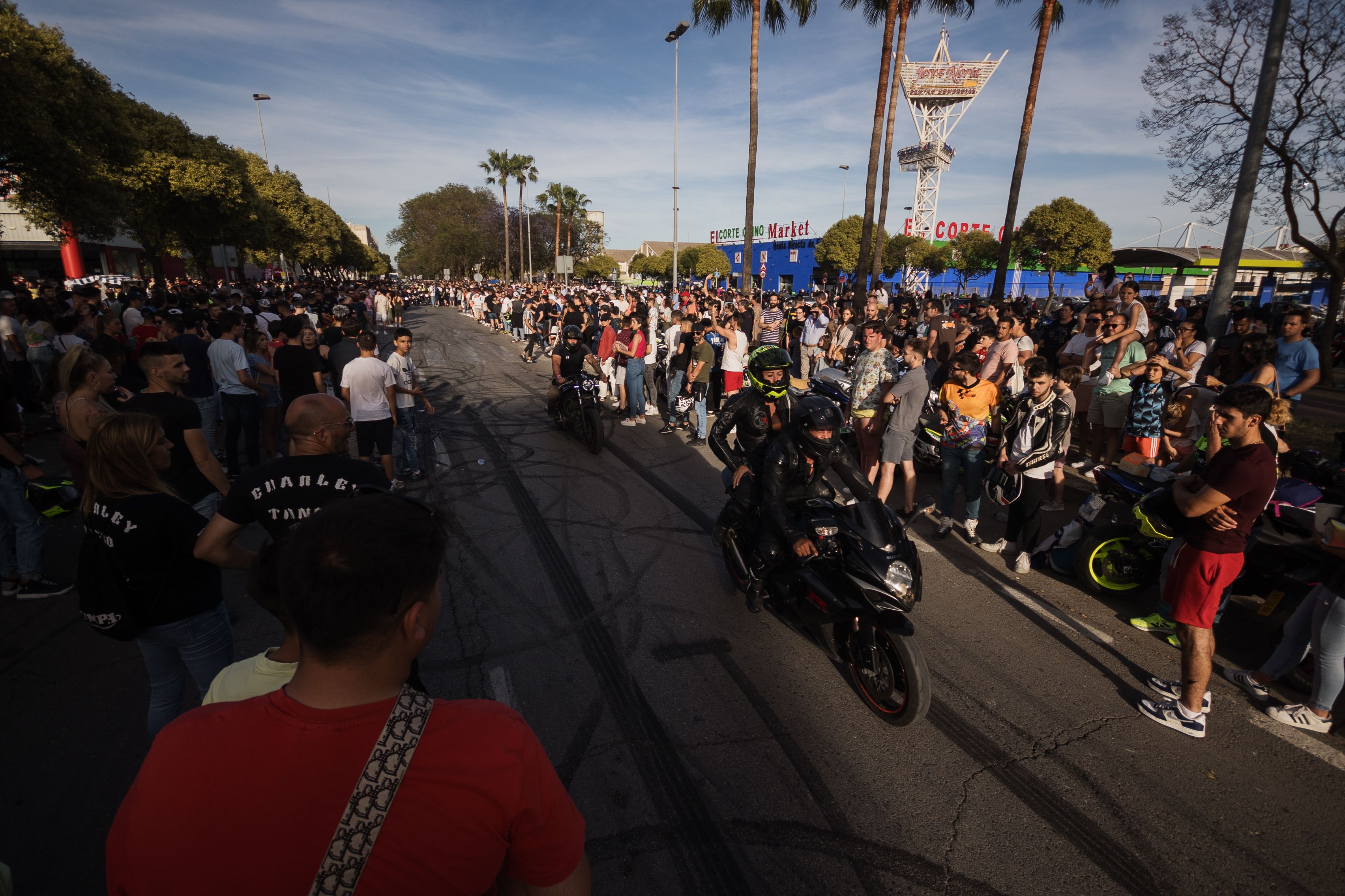 Ambiente de sábado motero en Jerez, este pasado fin de semana.