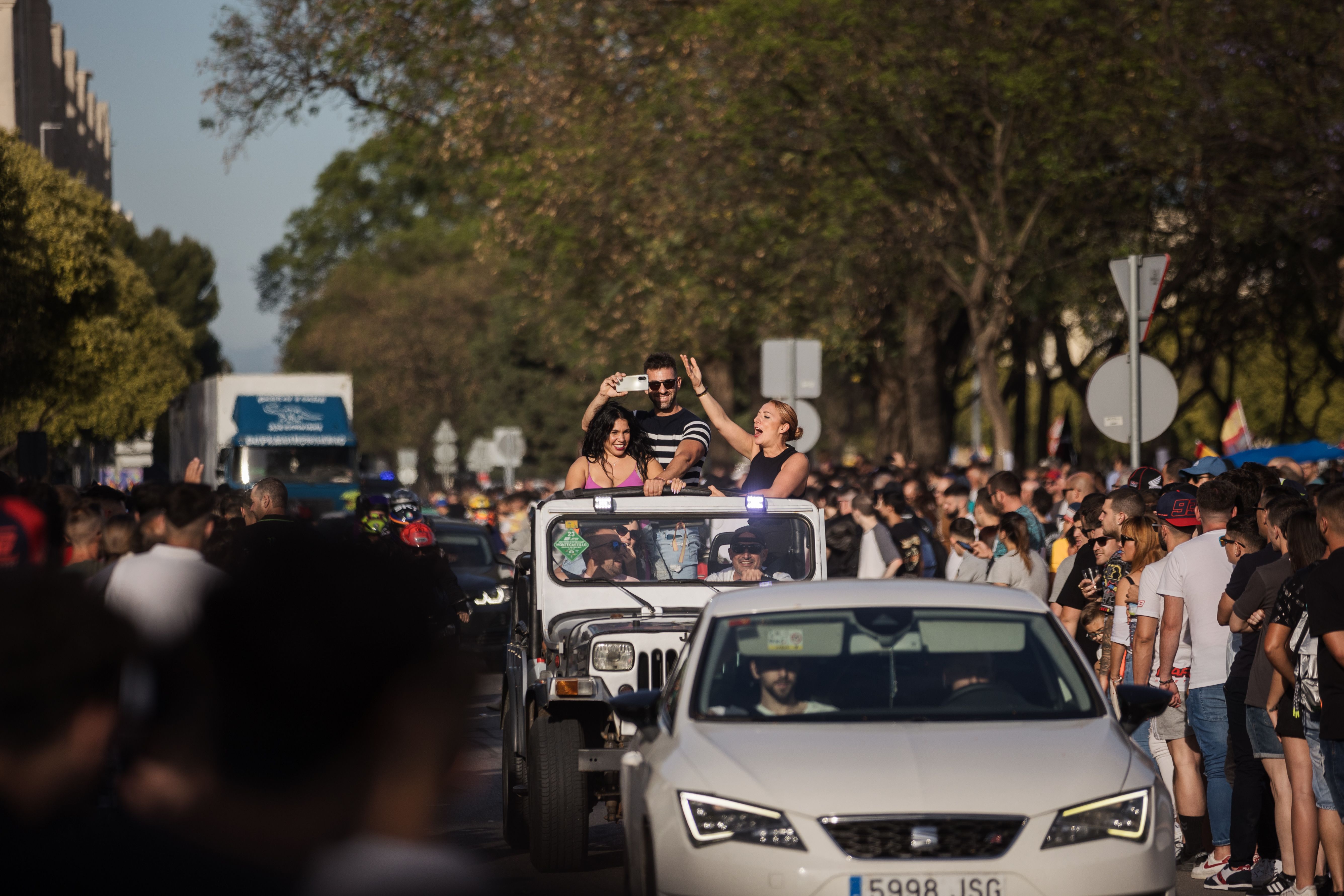 Ambiente de sábado motero en Jerez
