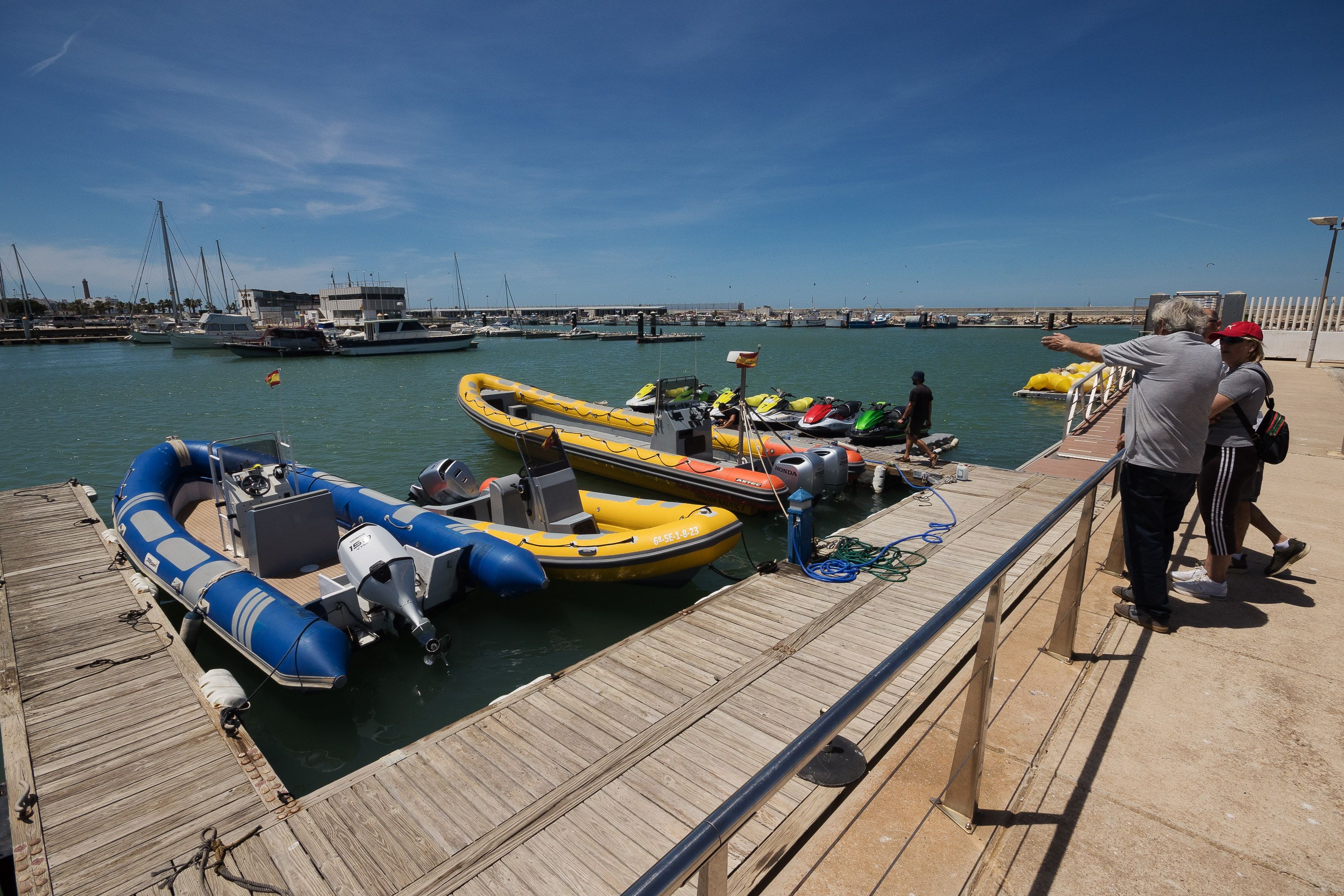 Muelle donde Triman Nautic guarda sus motos de agua y lanchas. 