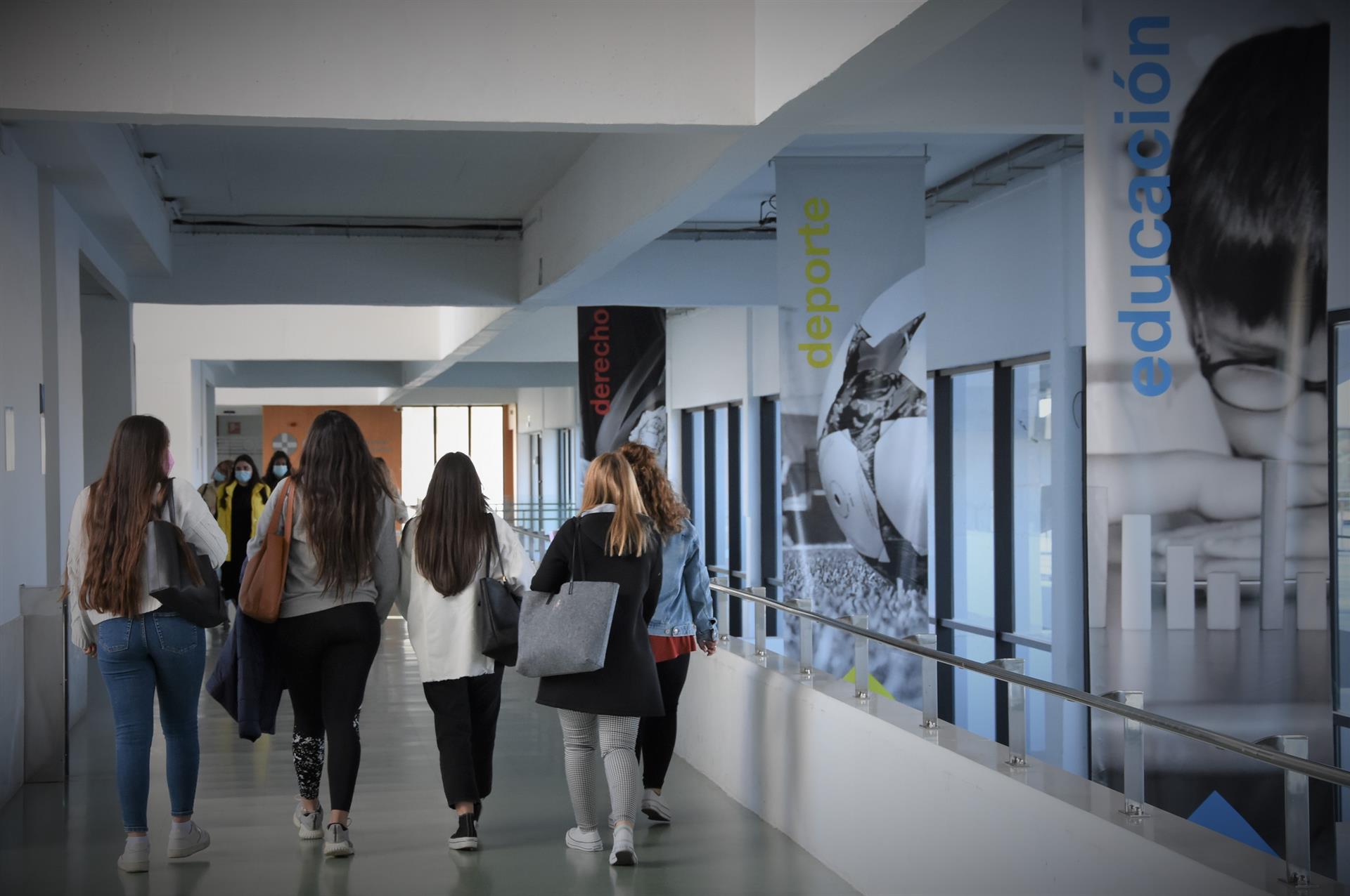 Imagen de archivo del Centro de Estudios Universitarios Cardenal Spínola, adscrito hasta hace poco a la US.