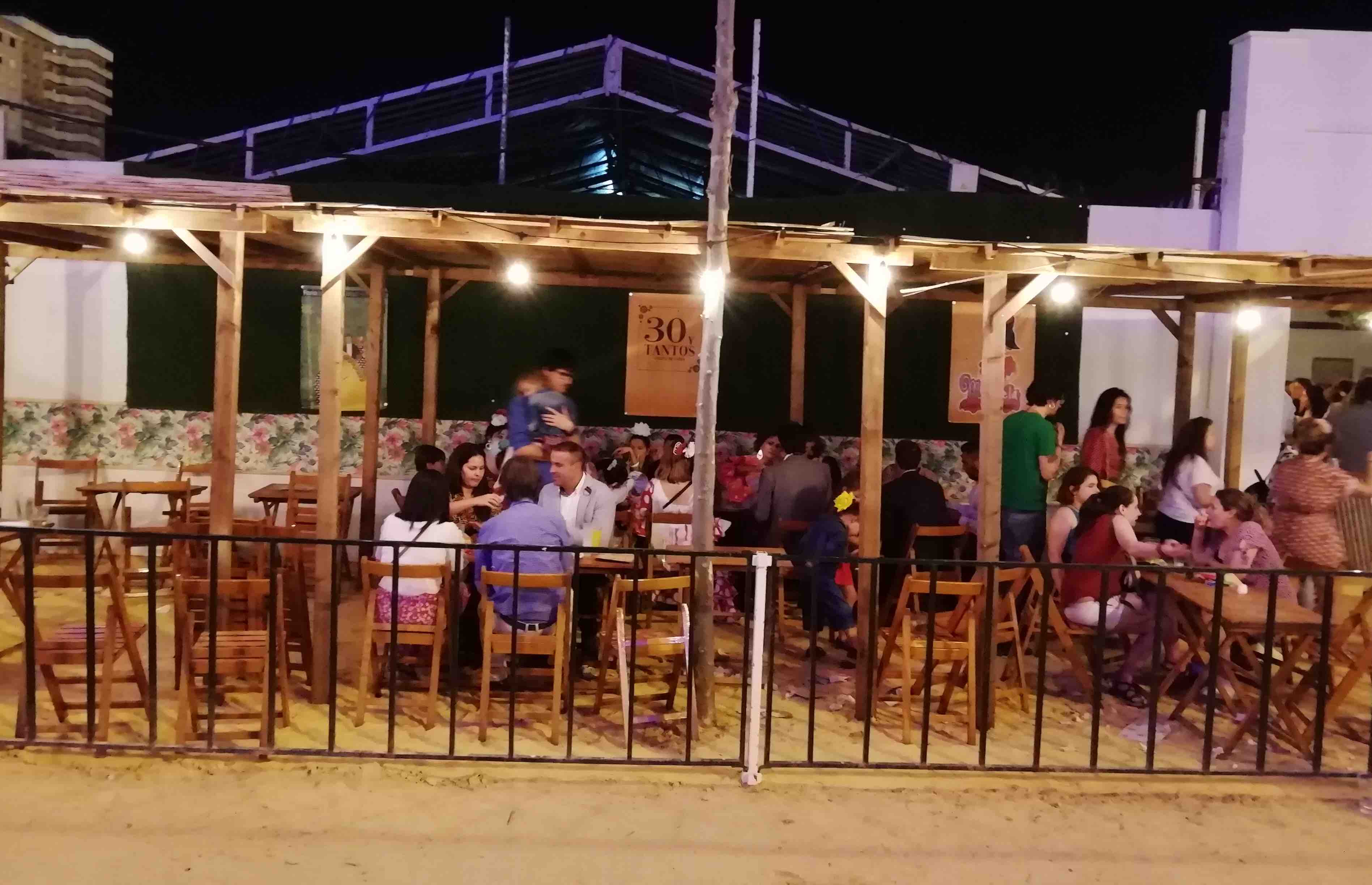 Una caseta en una edición de la Feria del Caballo anterior a la pandemia.