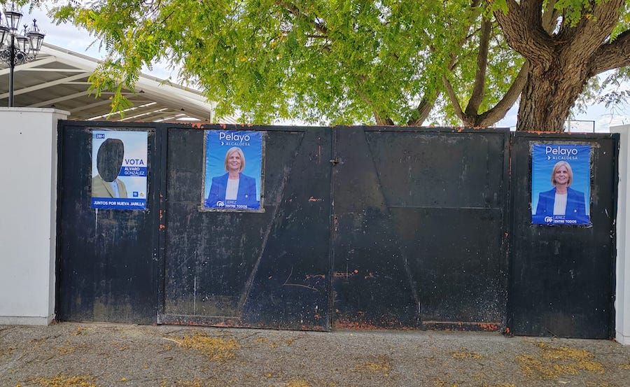 Un cartel de Juntos por Nueva Jarilla, recortado.