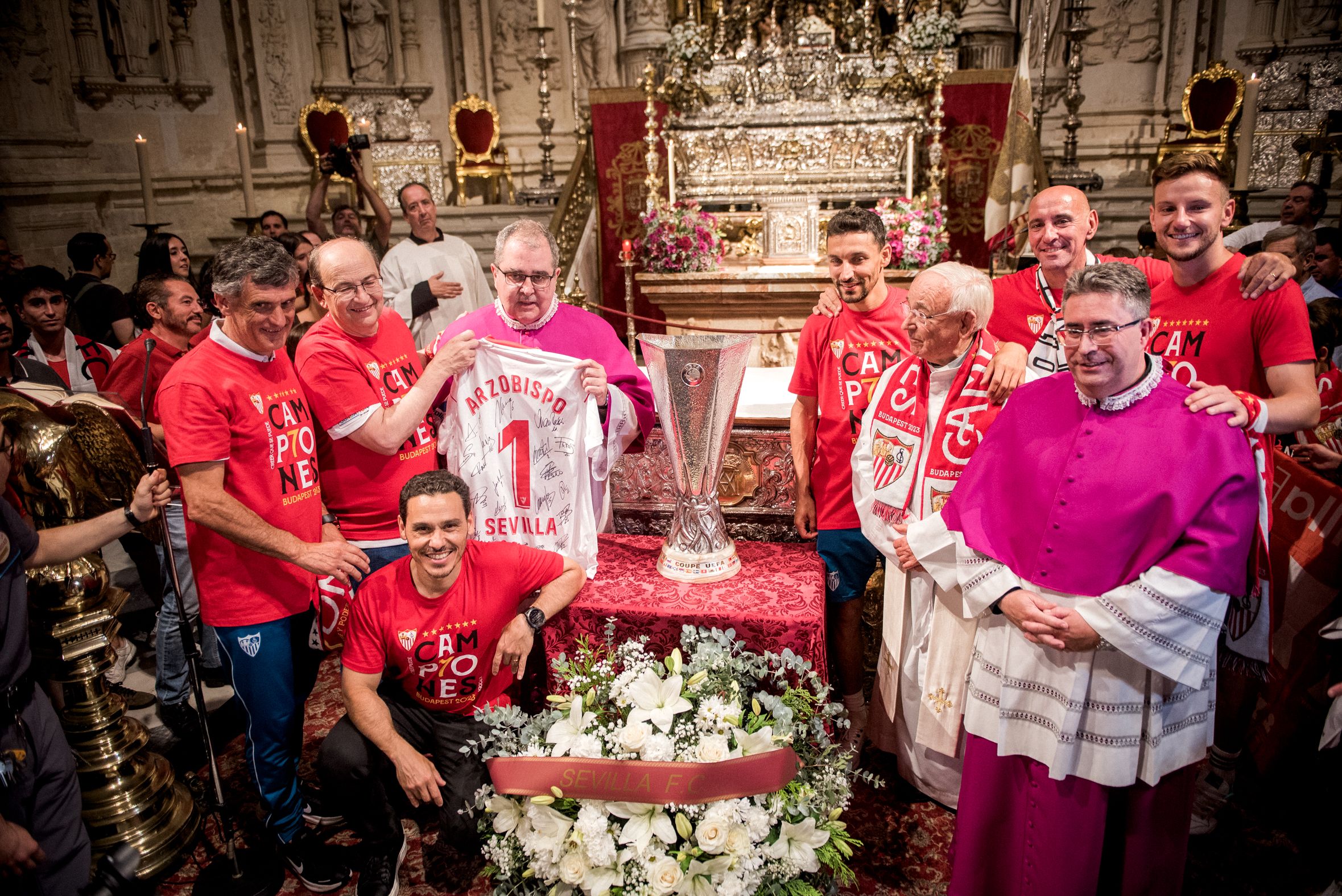 Imagen de la visita a la Catedral. 