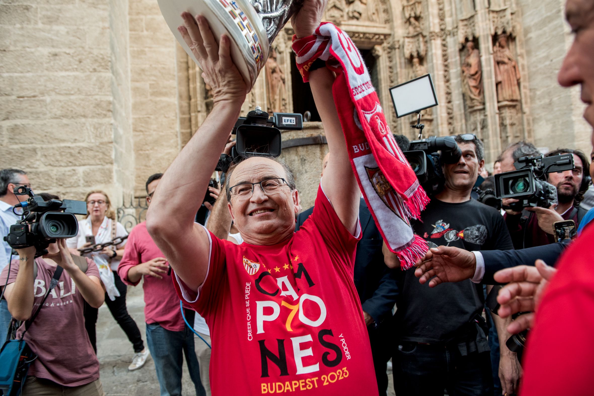 El presidente Pepe Castro, eufórico. 