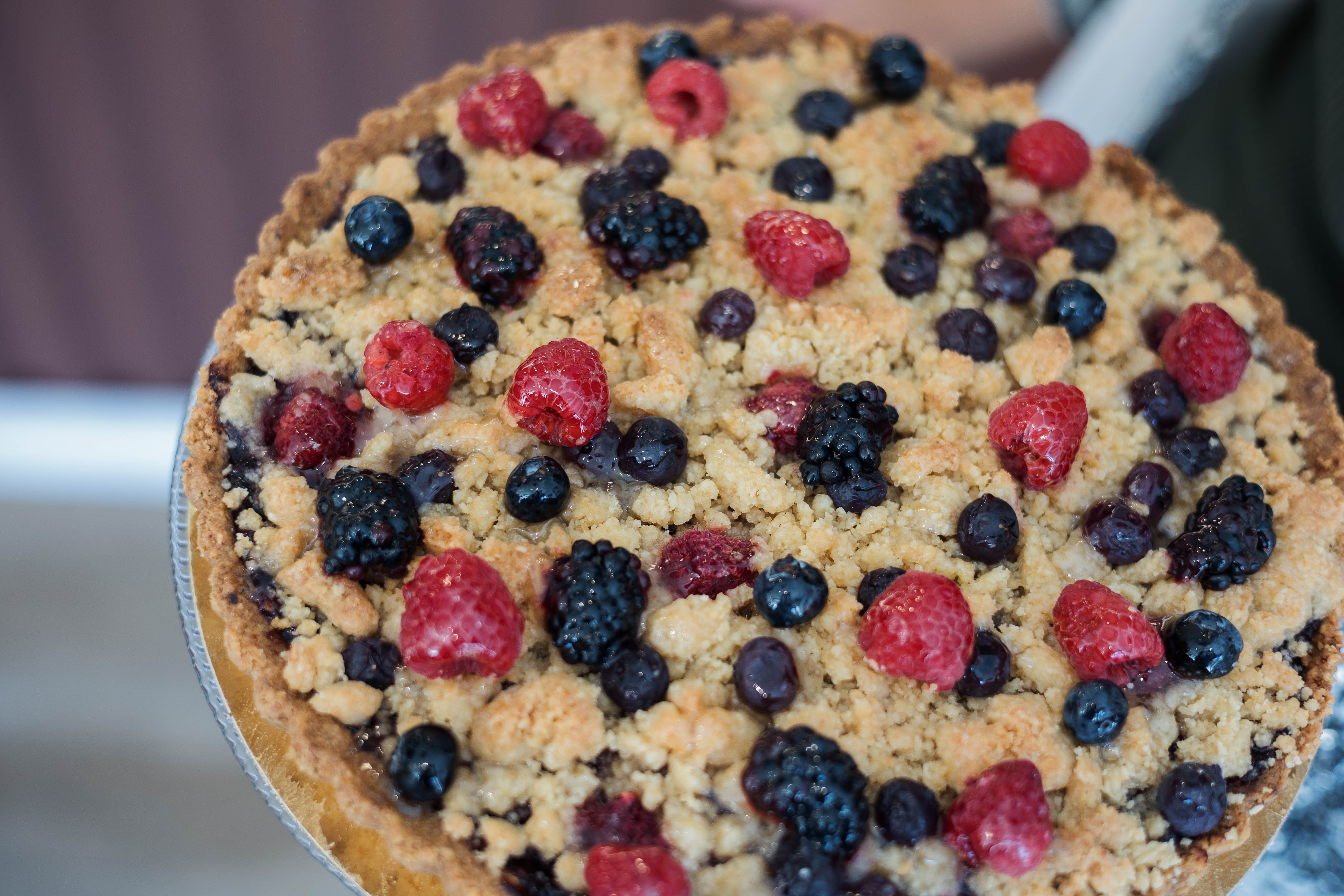 Crumble de frutos rojos con mermelada casera. 
