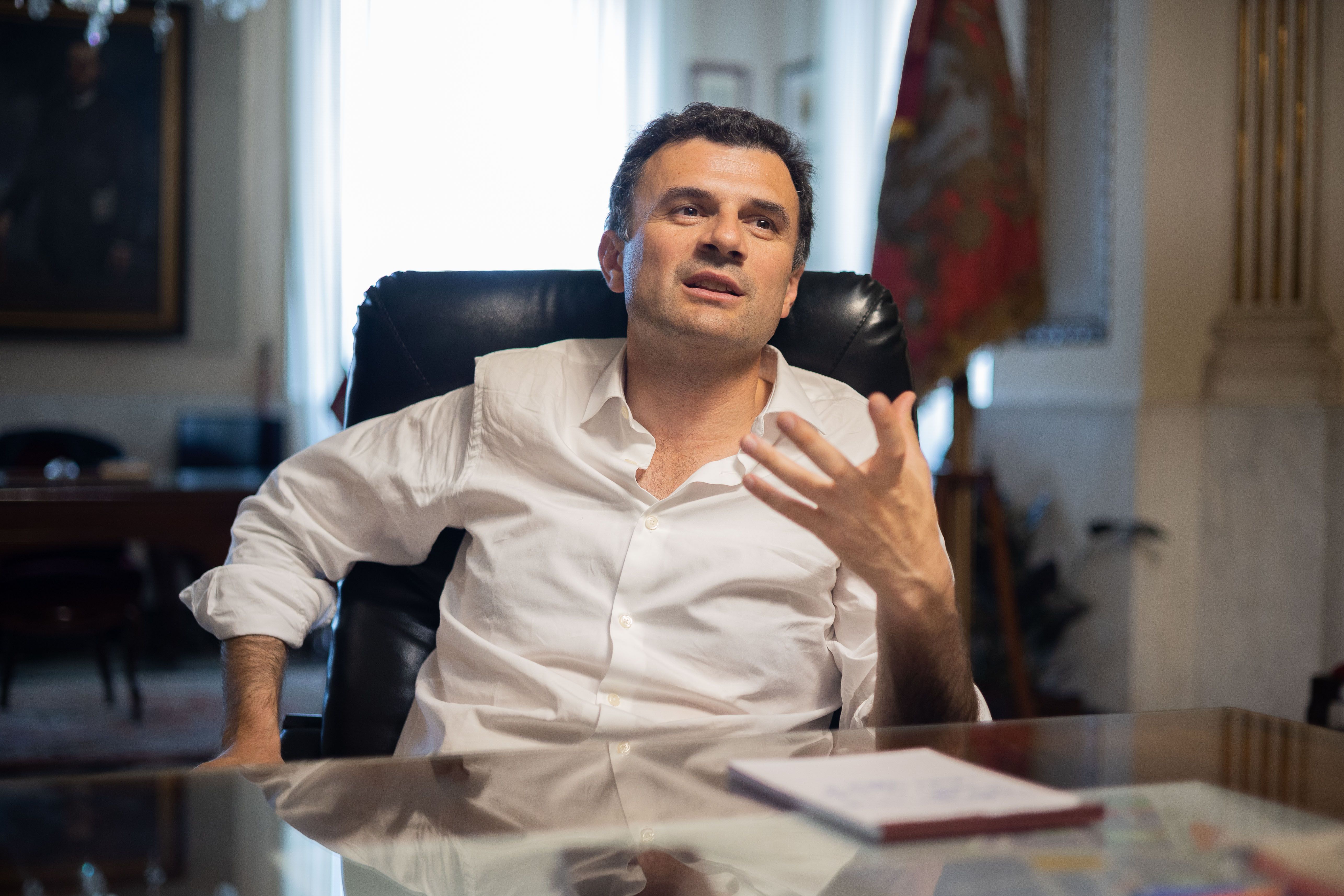 García de León es el cuarto alcalde democrático de la ciudad de Cádiz.    MANU GARCÍA