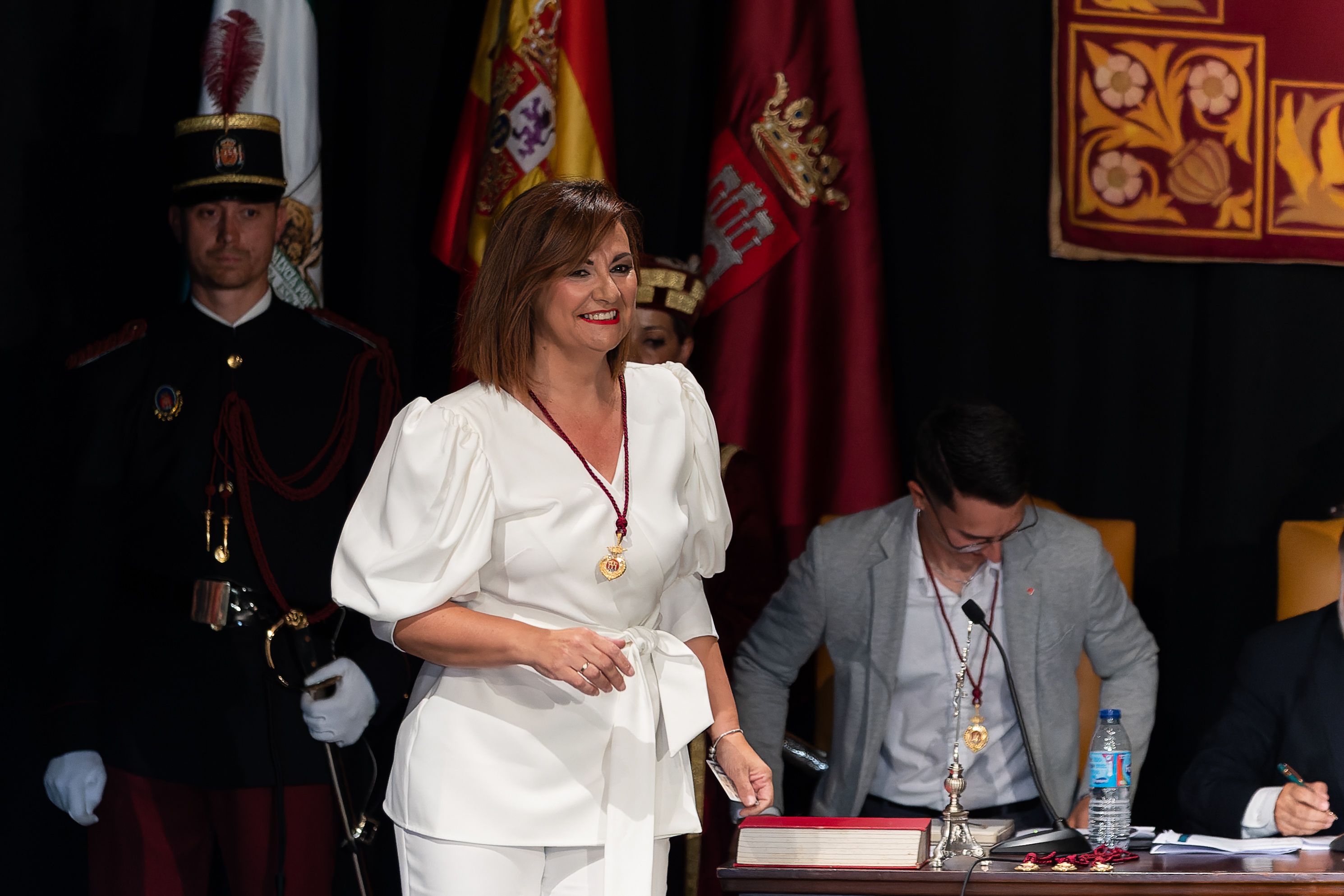 Acto de investidura de Miguel Rodríguez como alcalde de Arcos