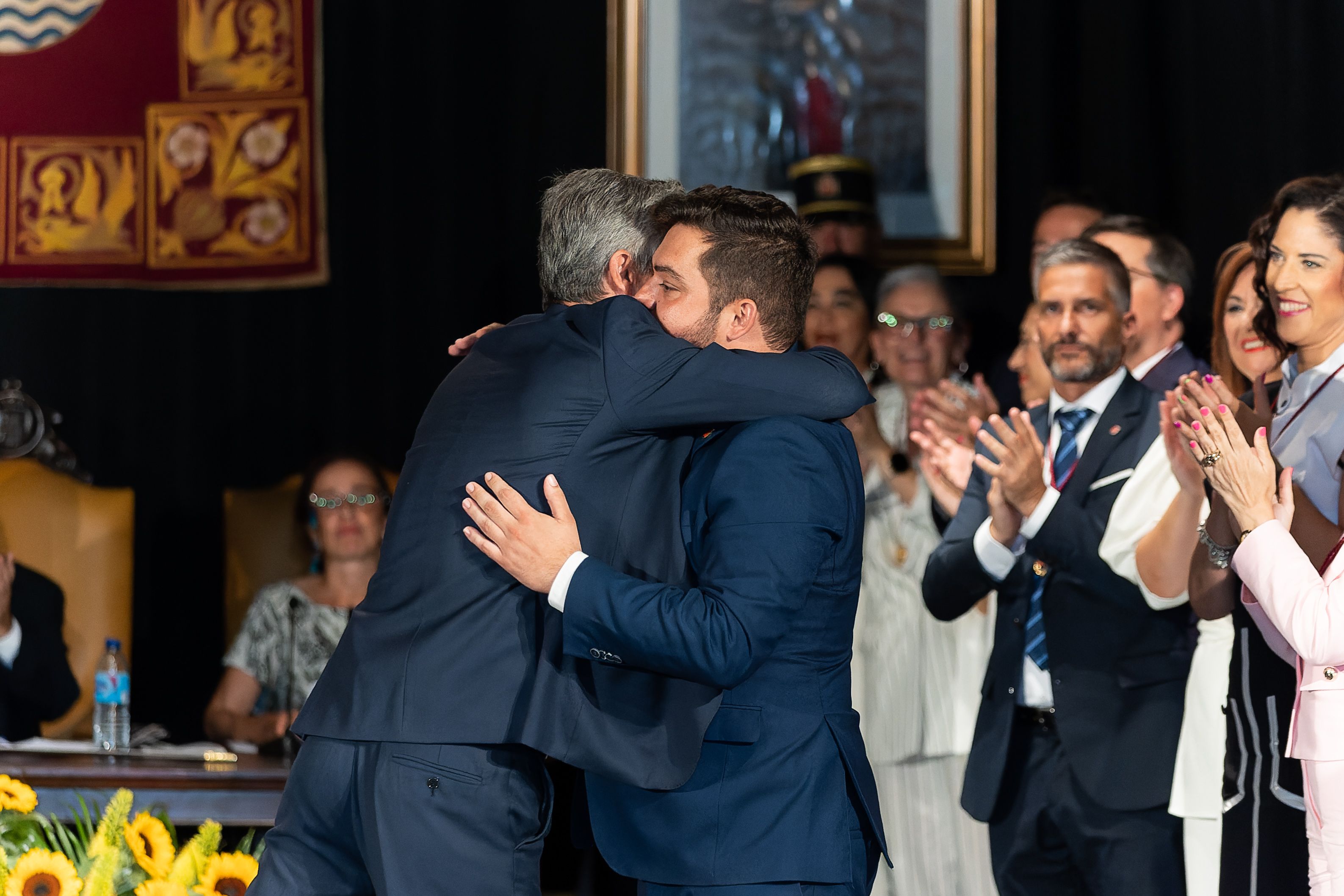 Acto de investidura de Miguel Rodríguez como alcalde de Arcos