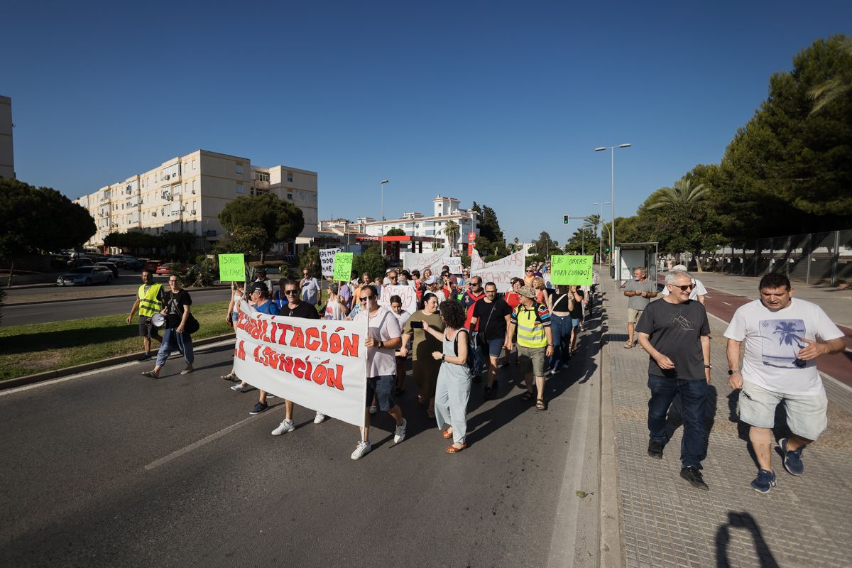 Vecinos de La Asunción, en la manifestación del pasado viernes. Vecinos de La Asunción, en la manifestación del pasado viernes.