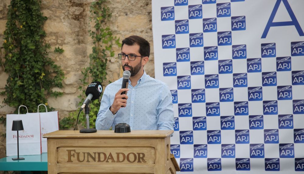 Francisco Romero, periodista de lavozdelsur.es, durante su discurso.