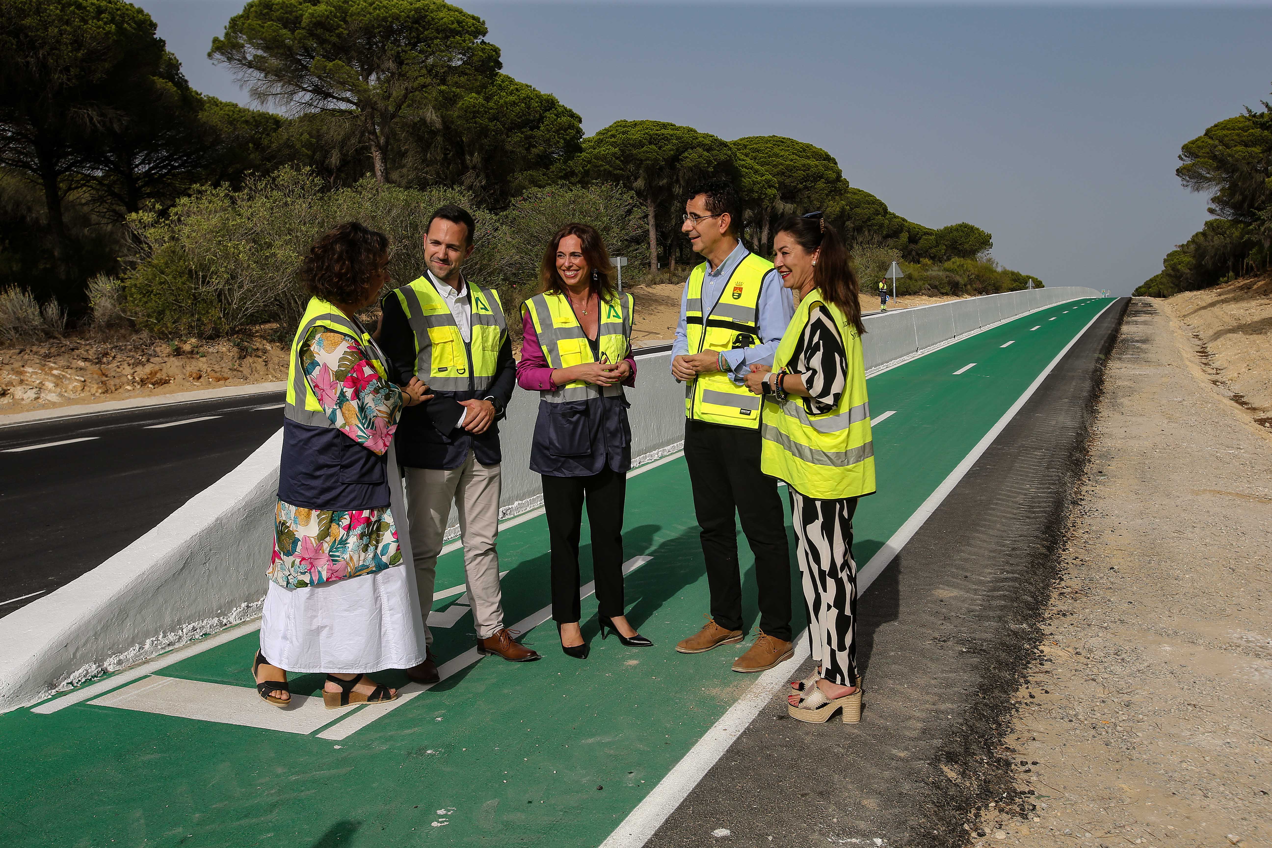 A Los Caños, en bici: abre al fin la ruta ciclopeatonal por el increíble paisaje de La Breña.