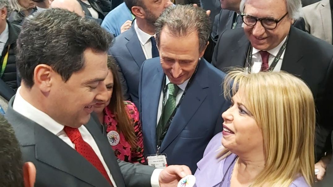Mamen Sánchez, junto a Moreno Bonilla. El Ayuntamiento de Jerez exige a la Junta cambios en los planes de empleo