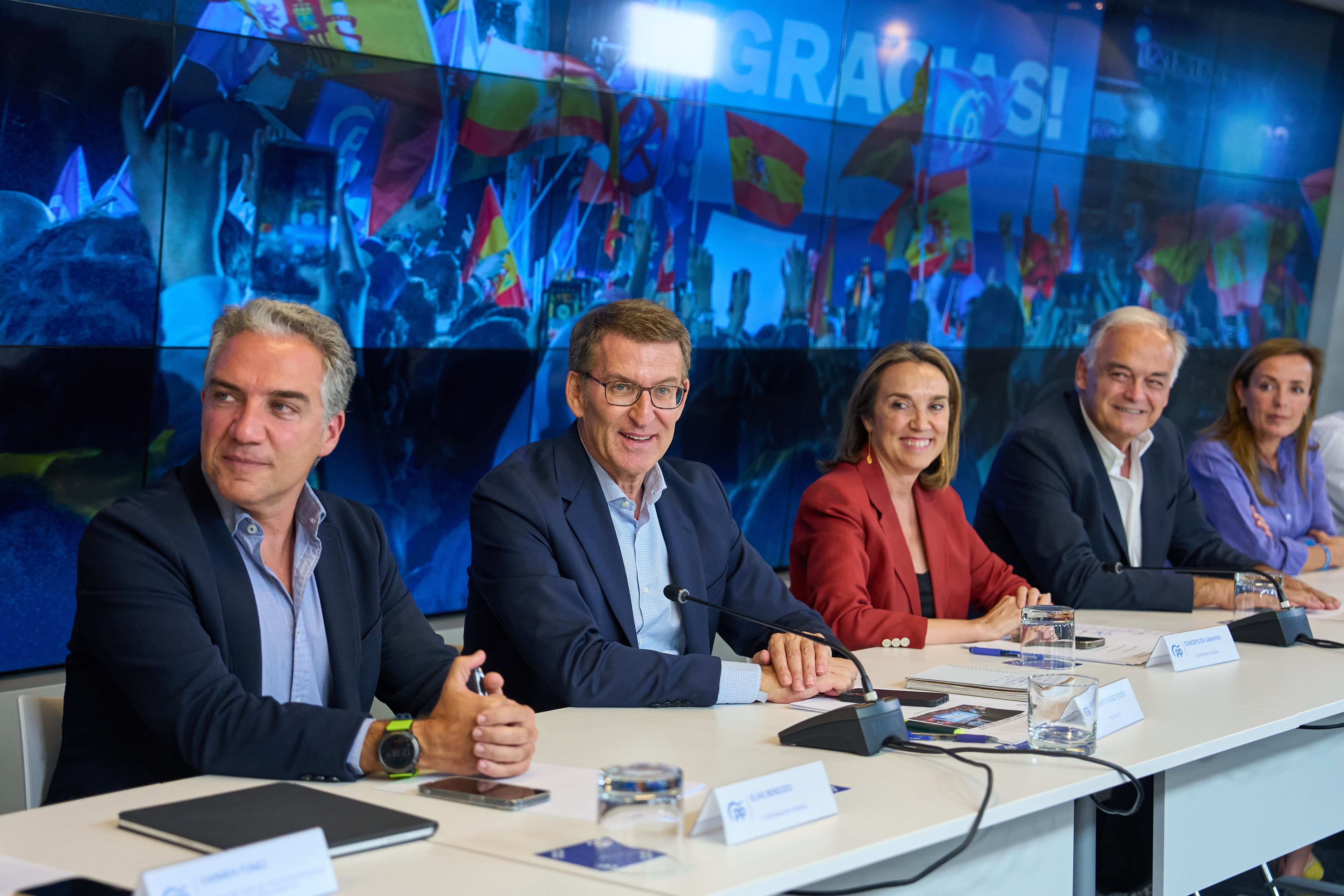 Feijóo en la Junta Directiva Nacional.