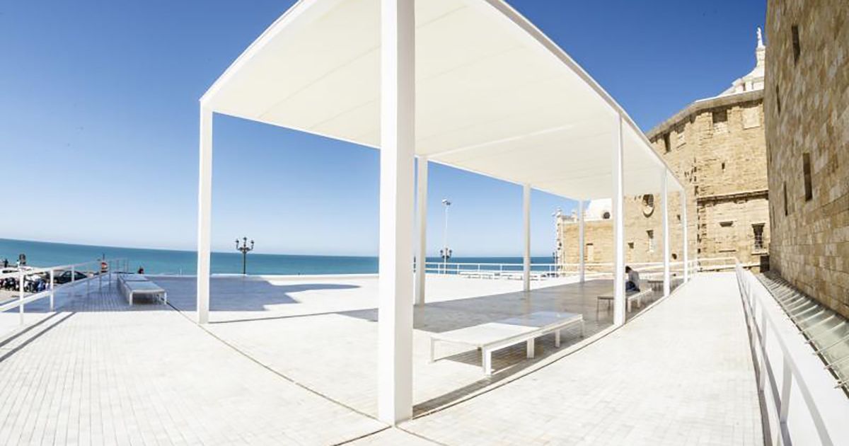 zona superior del mirador de Entrecatedrales, en Cádiz.