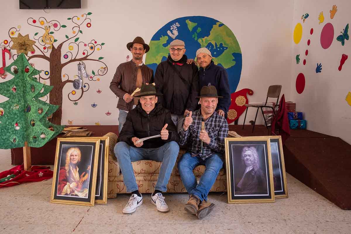 Álvaro Galán, José Luis Díaz, Francisco Jiménez, Antonio Calderón y Manuel Sánchez, miembros del cuarteto 'Merda, merda, mucha merda'. FOTO: MANU GARCÍA