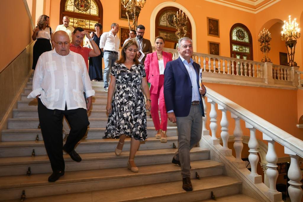 El alcalde de Sevilla, José Luis Sanz, tras la reunión con el sector audiovisual andaluz. El alcalde de Sevilla, José Luis Sanz, tras la reunión con el sector audiovisual andaluz.