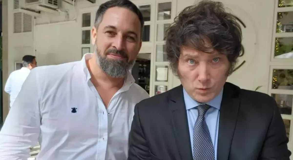 Santiago Abascal con Javier Milei, próximo presidente de Argentina. Santiago Abascal con Javier Milei, próximo presidente de Argentina.