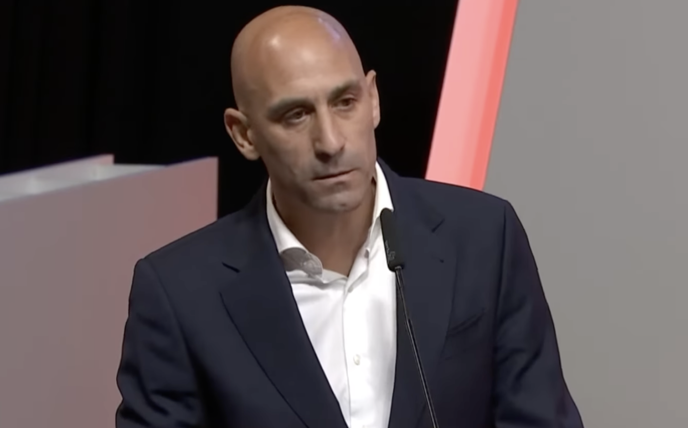 Luis Rubiales, este viernes en la Asamblea donde ha rechazado dimitir.