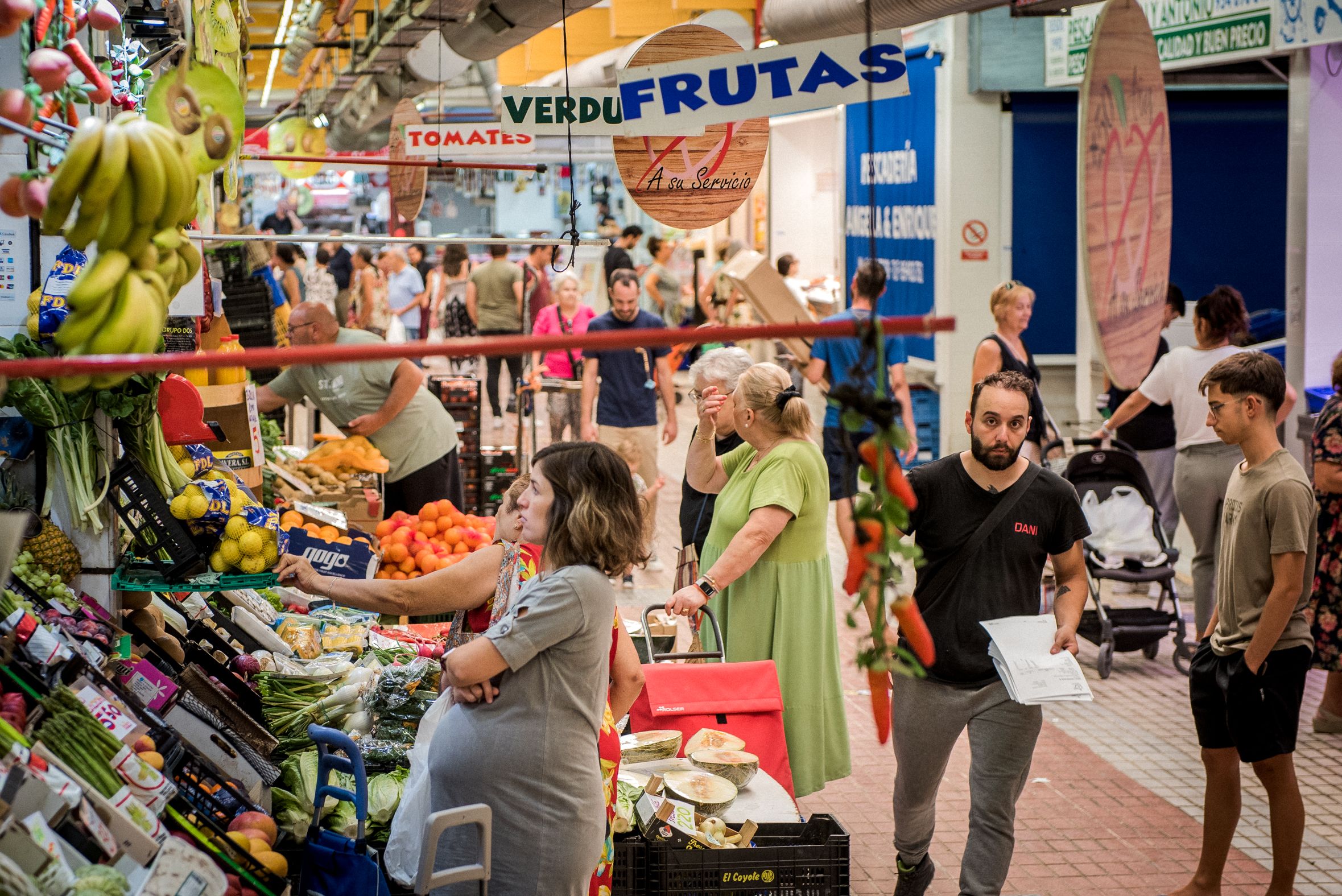 El mercado del Tiro de Línea, en Sevilla capital, que fue reformado con los anteriores Edusi.