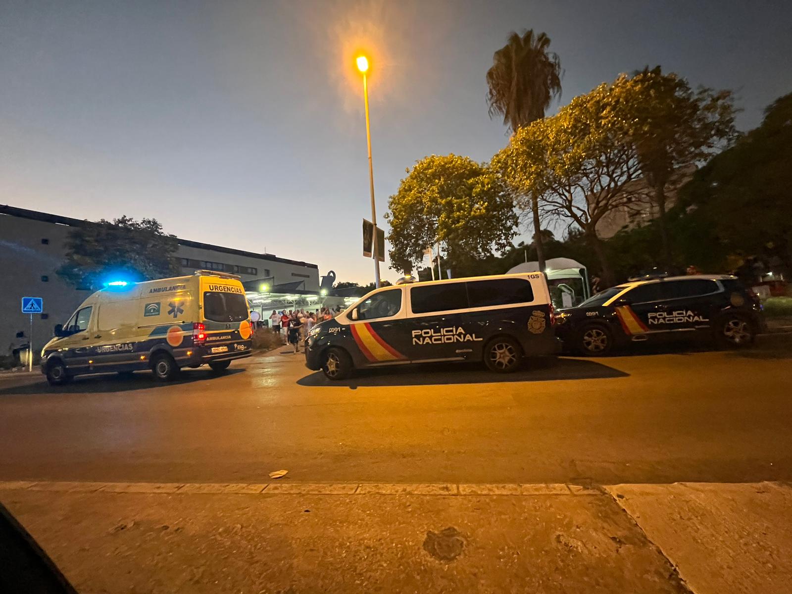 Policía Nacional y ambulancias en Jerez, en una imagen de archivo.