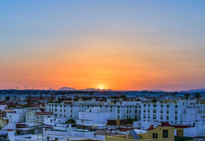 Amanecer en Chiclana, en una imagen de archivo. FOTO: ÁLVARO PLAXA (Flickr.com)