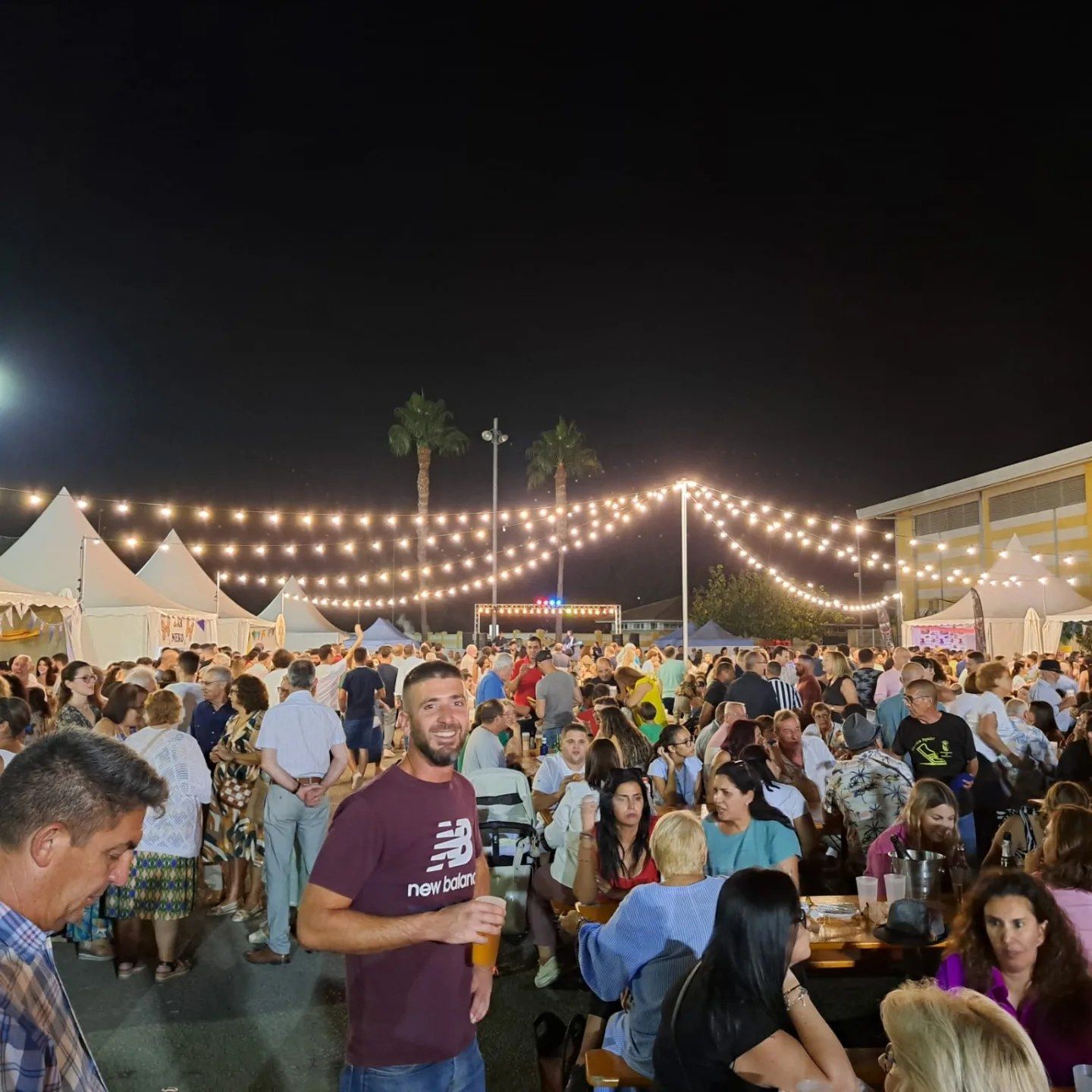 Extraordinario ambiente en el 'Oktoberfest' de Guadalcacín, una ELA de Jerez, del año pasado.