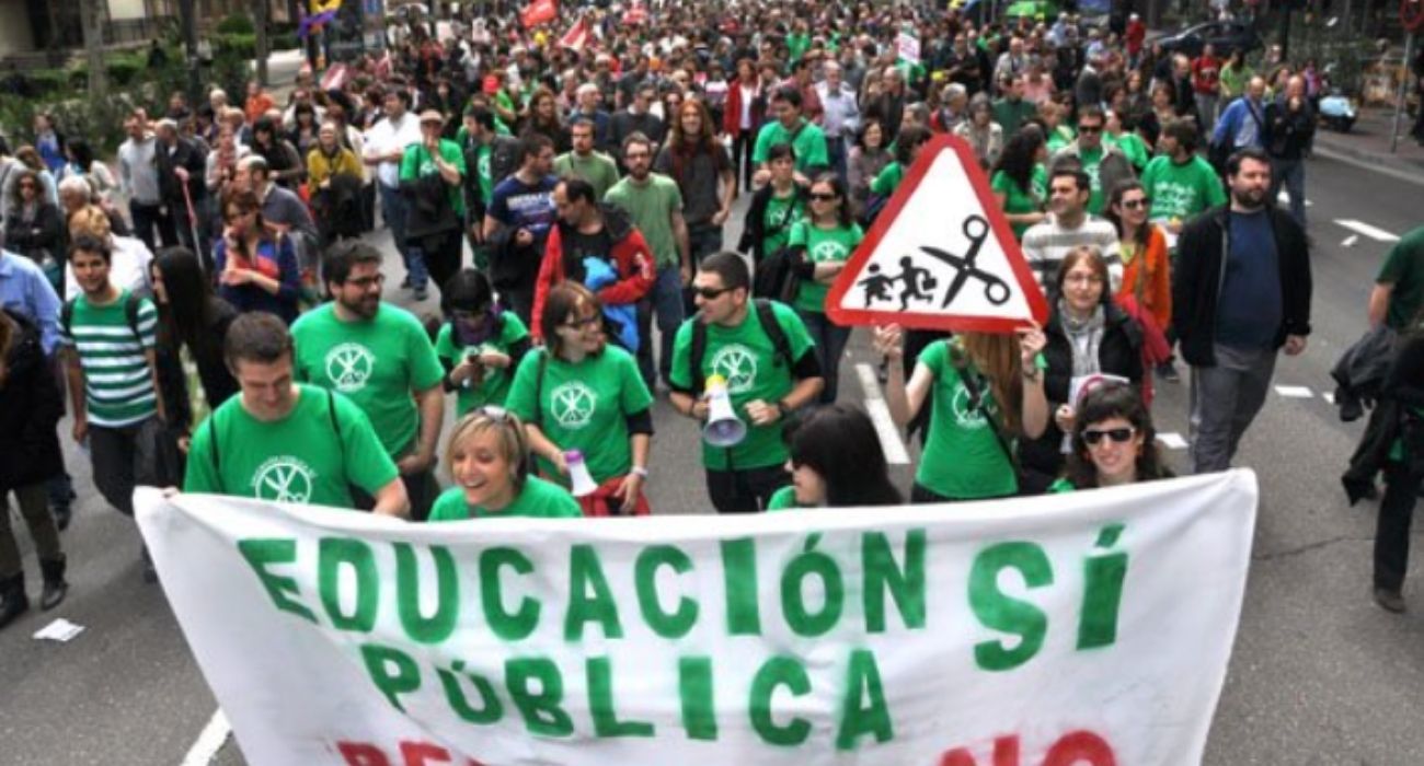 Una manifestación en defensa de la educación pública.