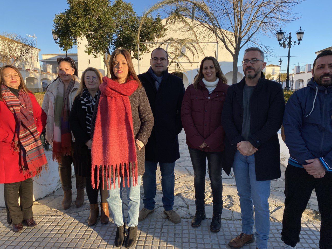 Cargos públicos de IU en la Sierra, durante los cortes de luz del pasado mes de enero.