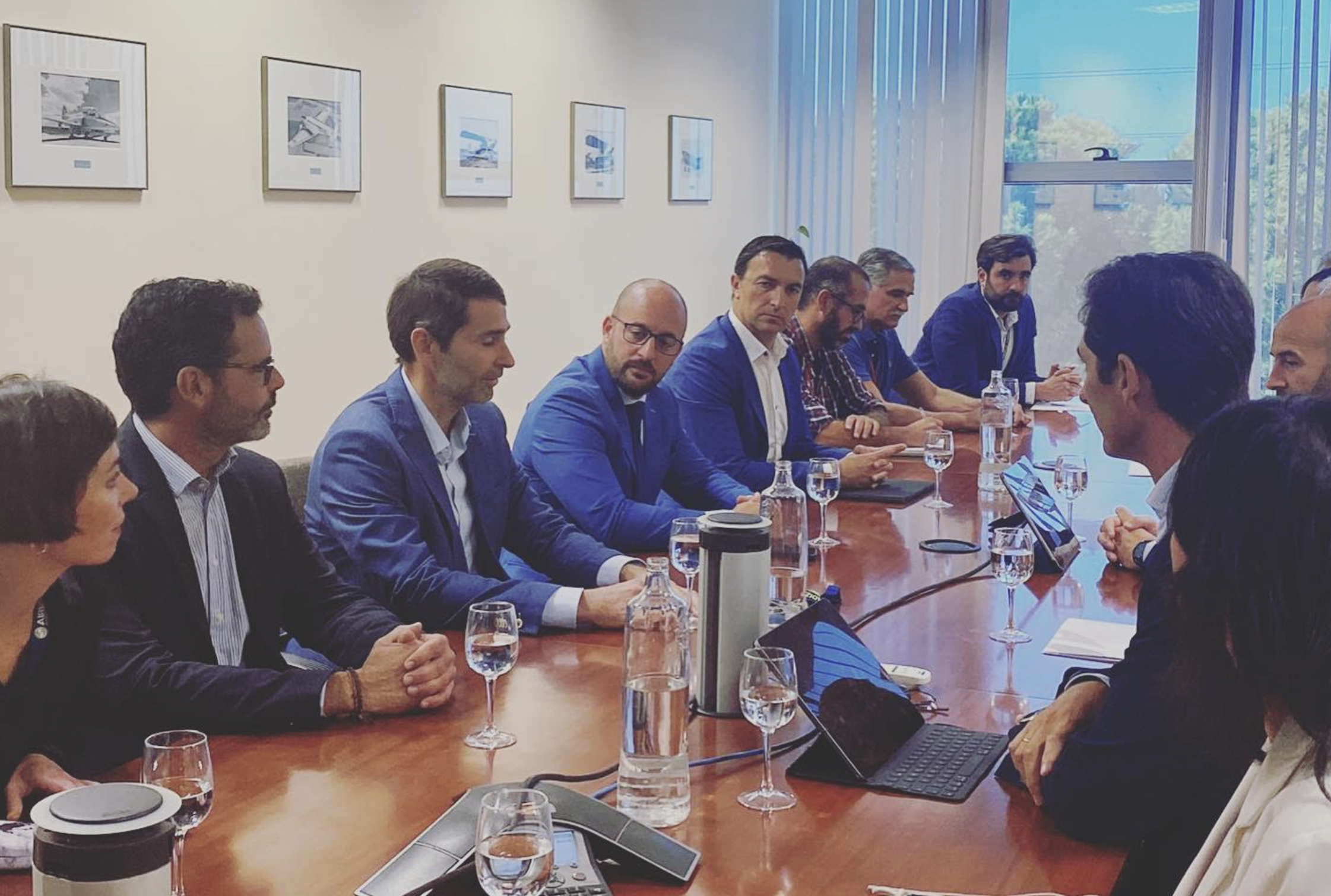 Una reunión para el impulso del proyecto.