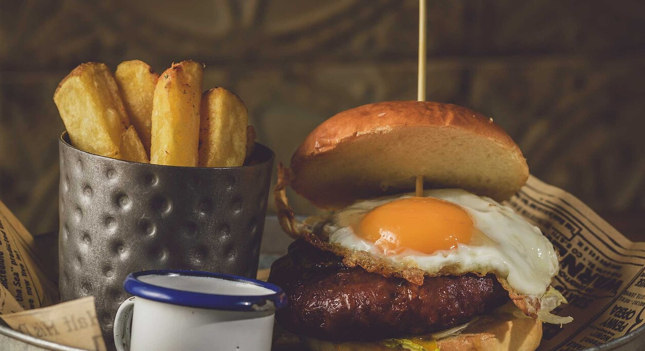 Una hamburguesa de Hummo.