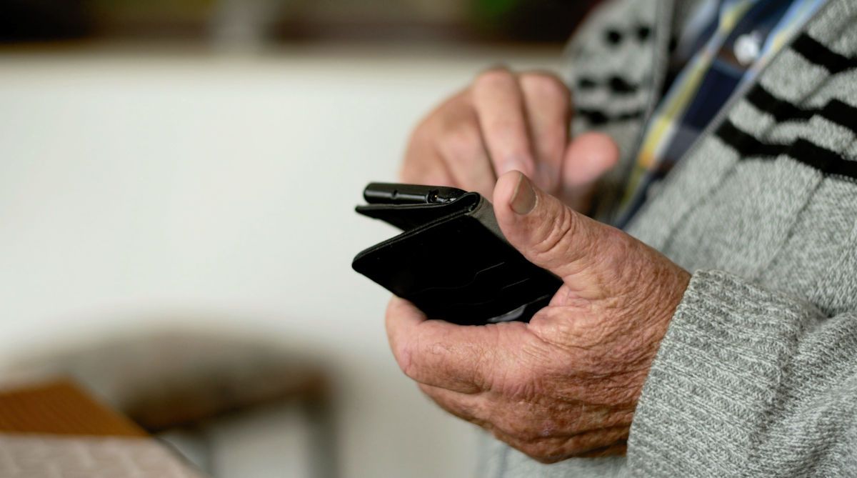 España cuenta con un número corto para la prevención del suicidio. España cuenta con un número corto para la prevención del suicidio.