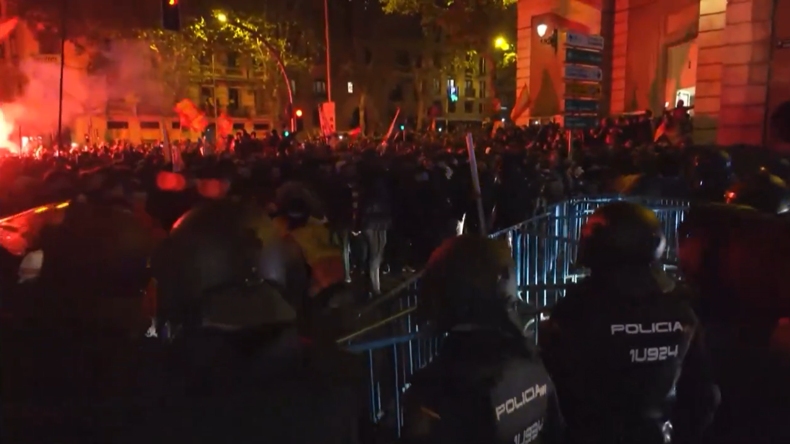 Manifestaciones en Madrid con altercados violentos. Manifestaciones en Madrid con altercados violentos.